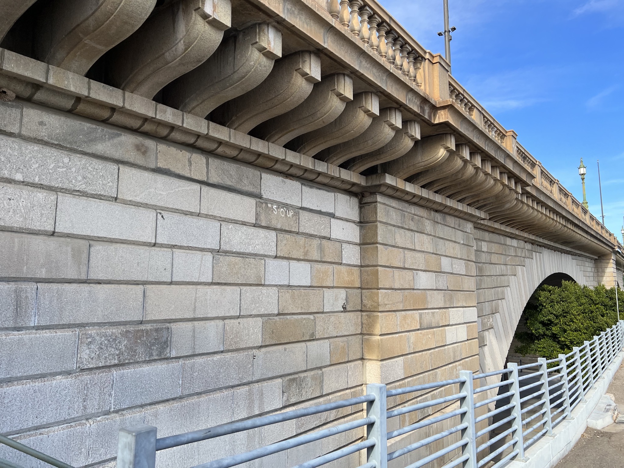 London Bridge