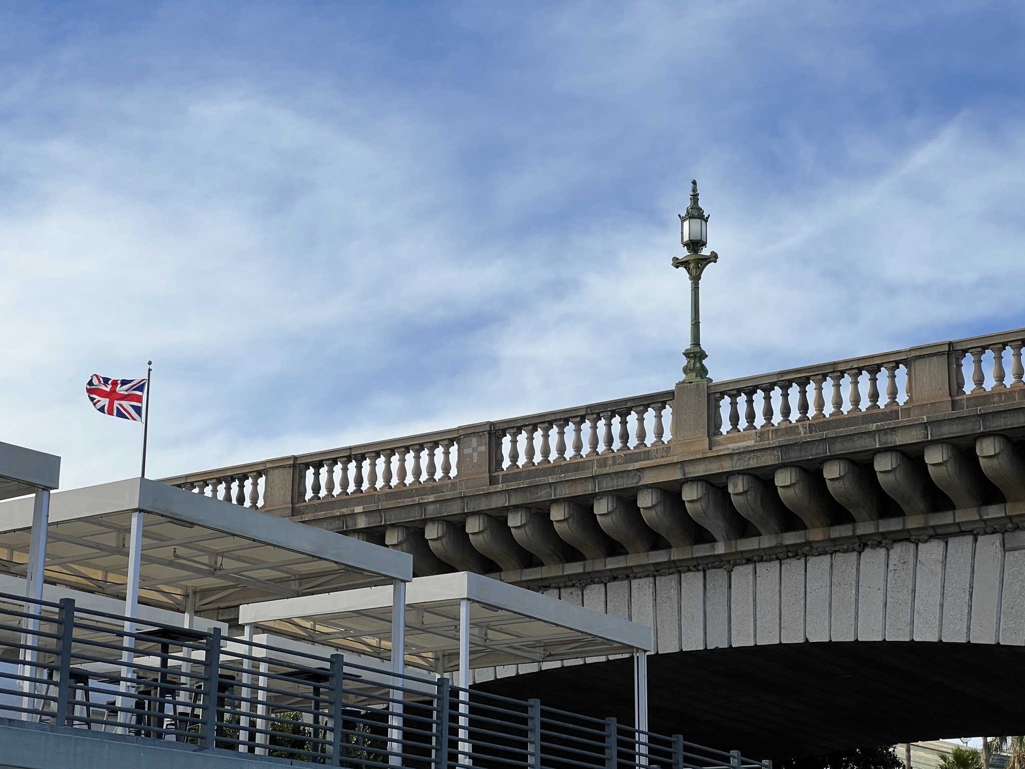 London Bridge
