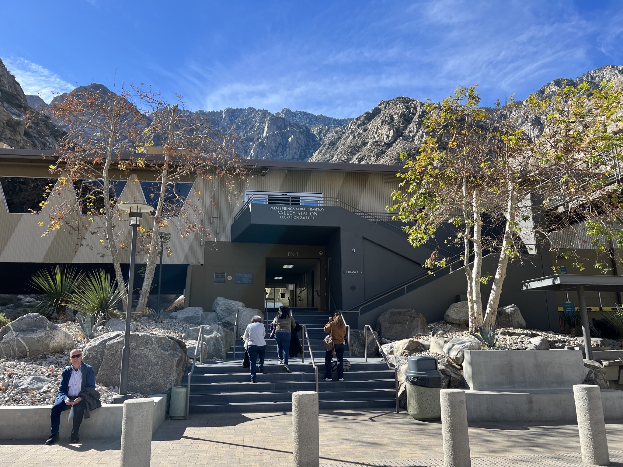 Valley station