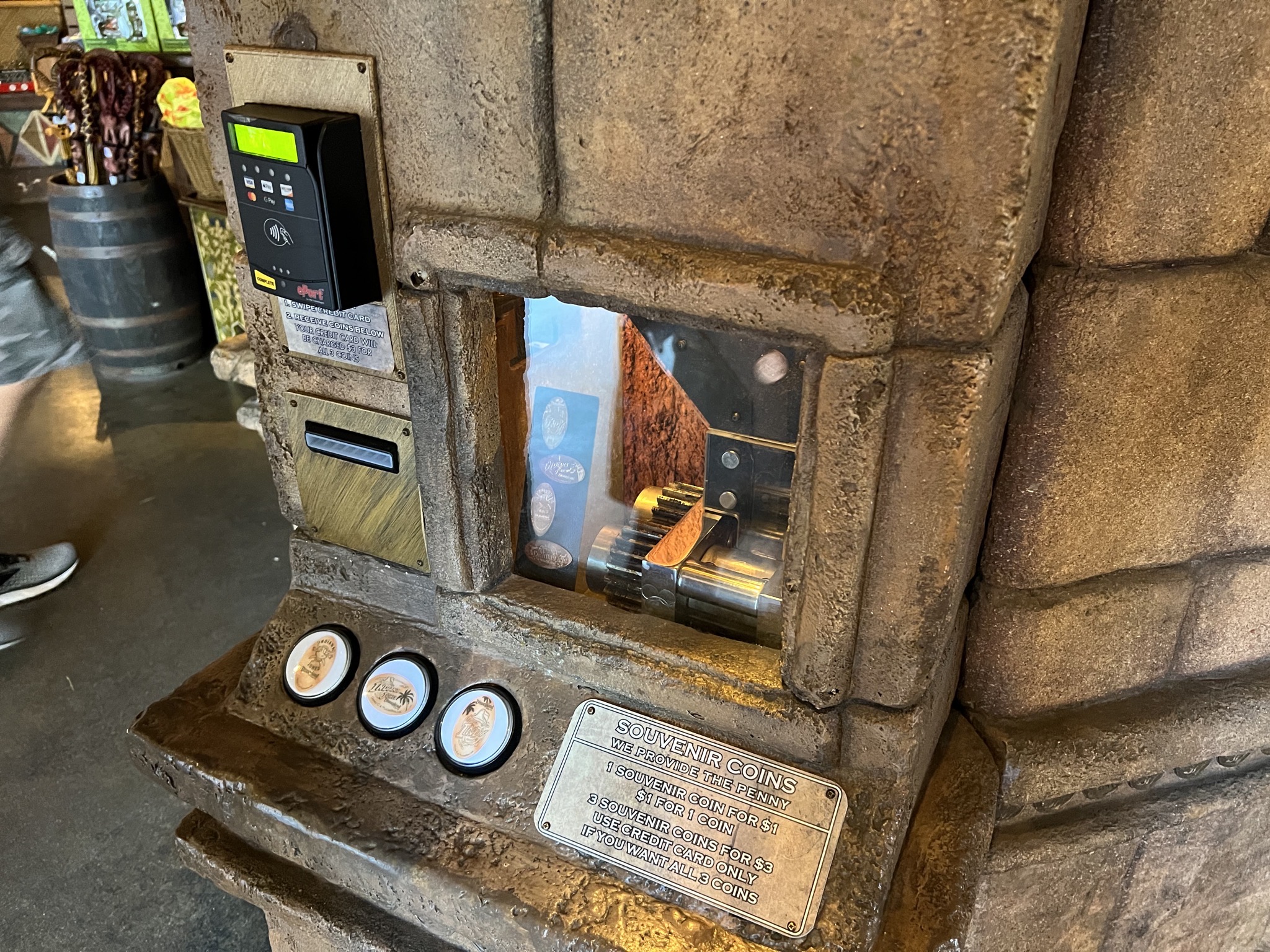 Smashed penny machine