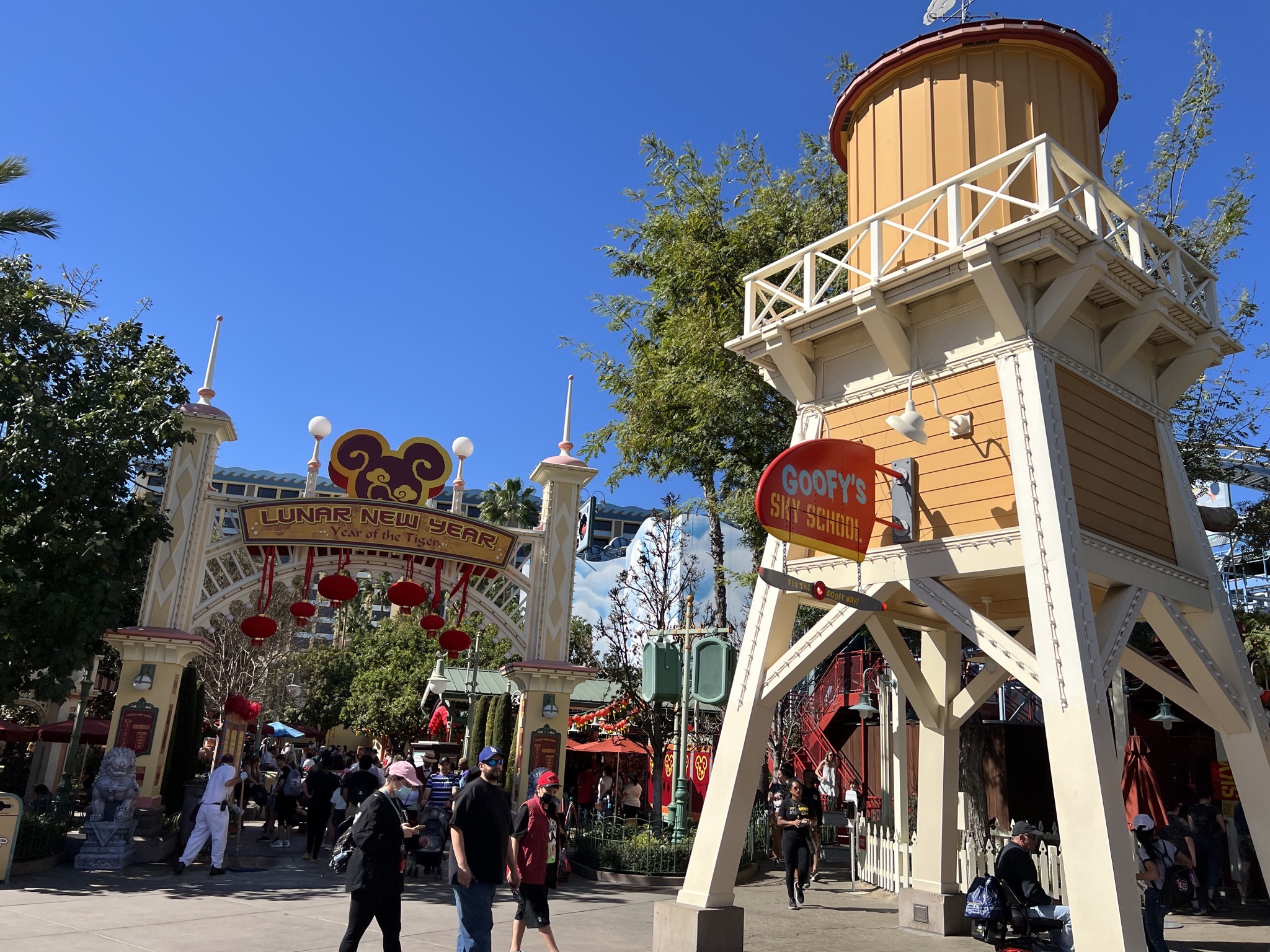 Lunar new year and Goofy's sky school