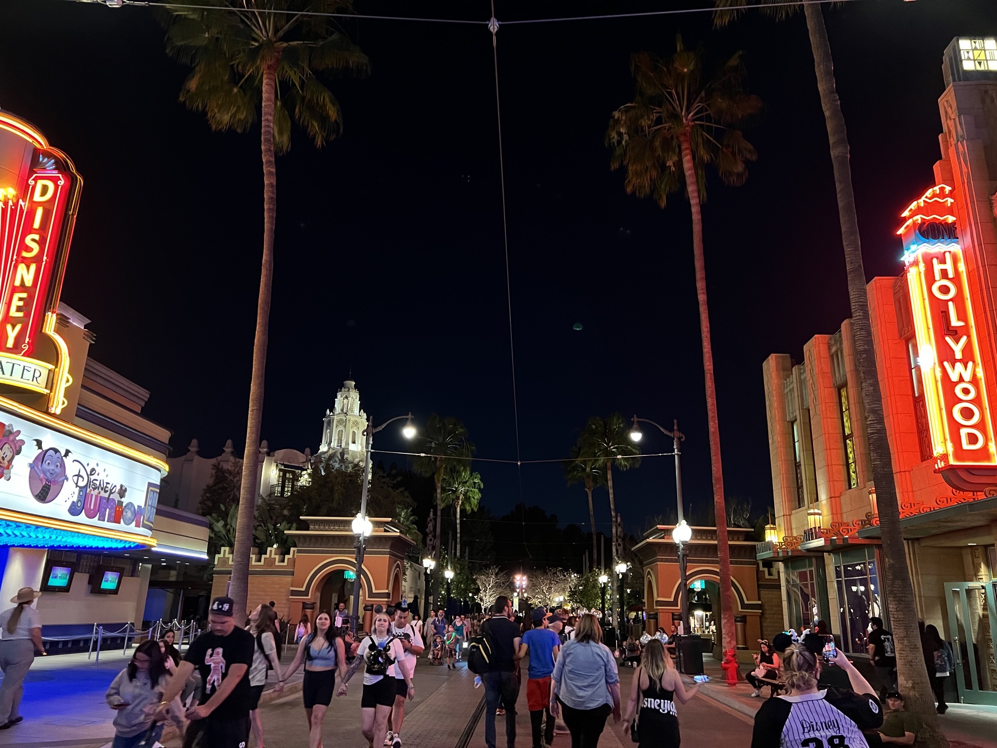 Hollywood land neon
