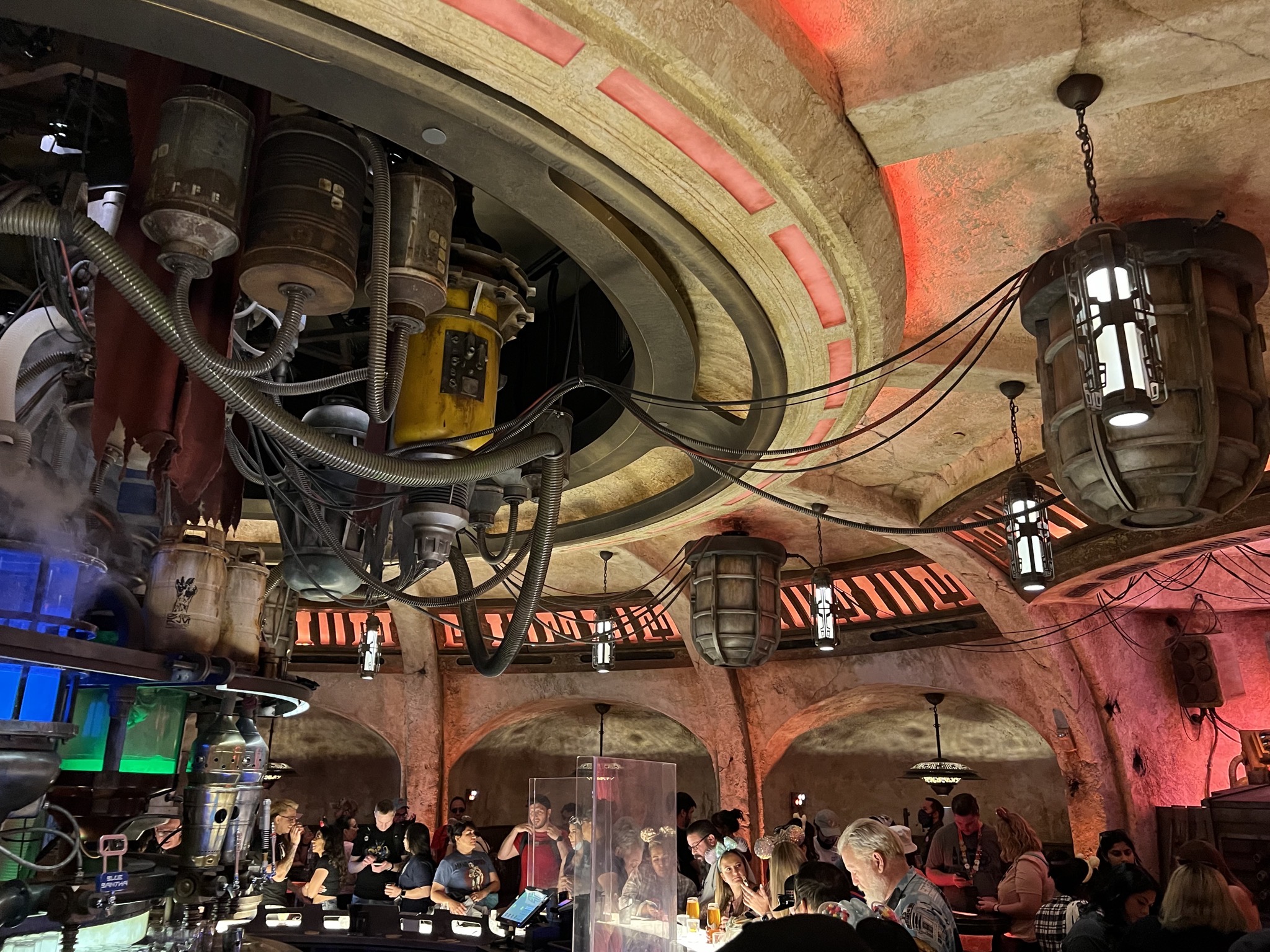 Star Wars Oga's Cantina
