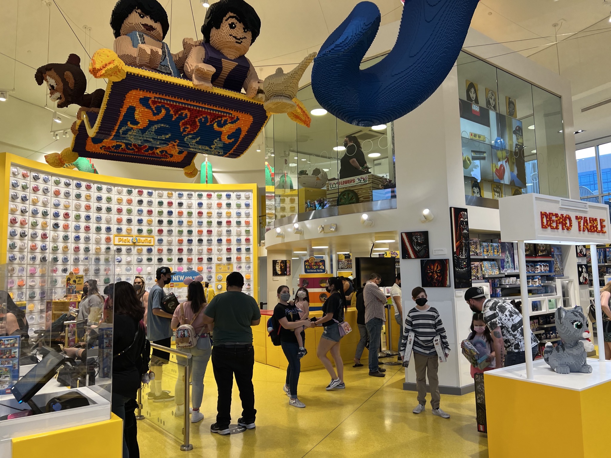 LEGO shop