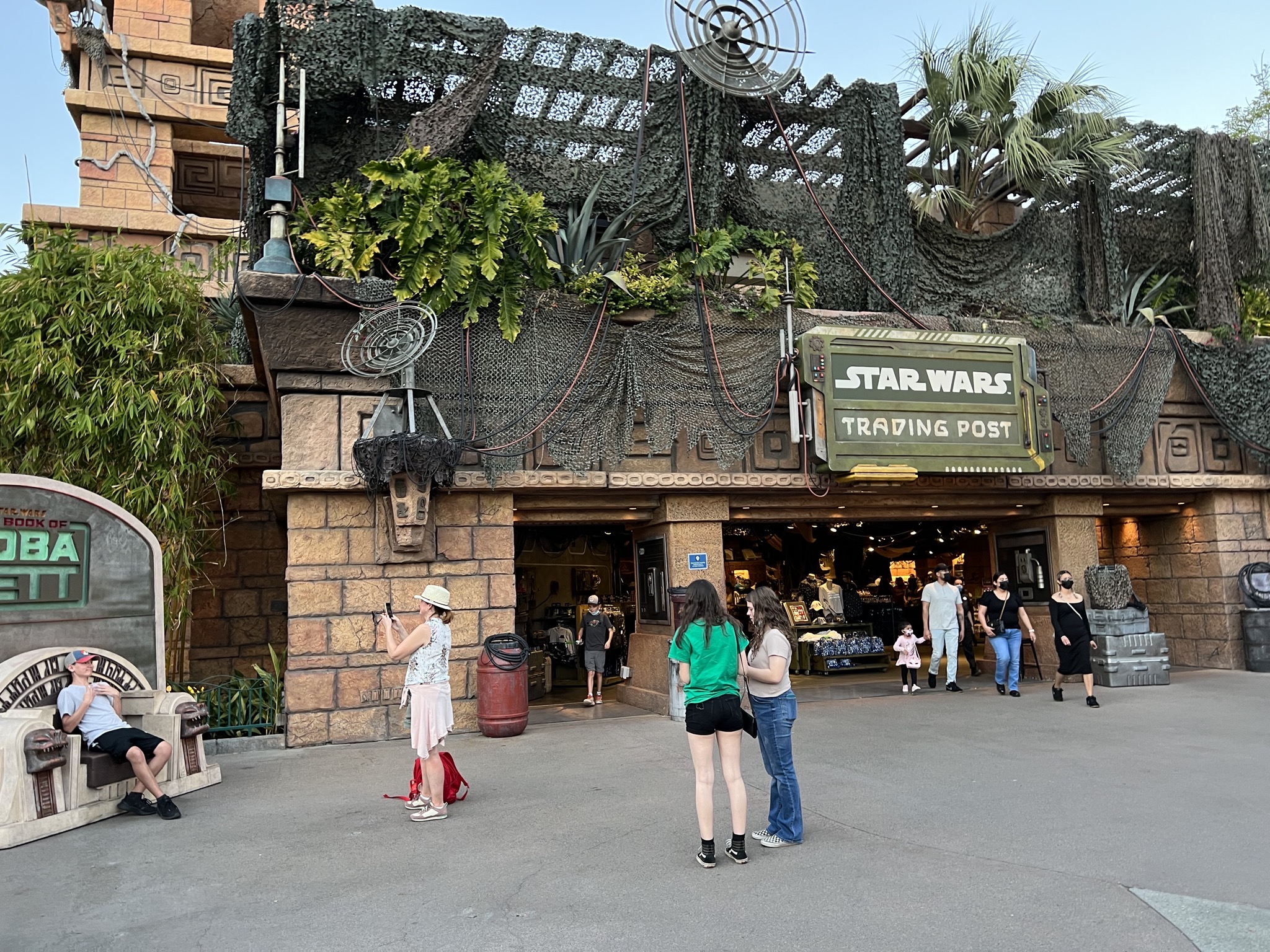 Star Wars Trading Post