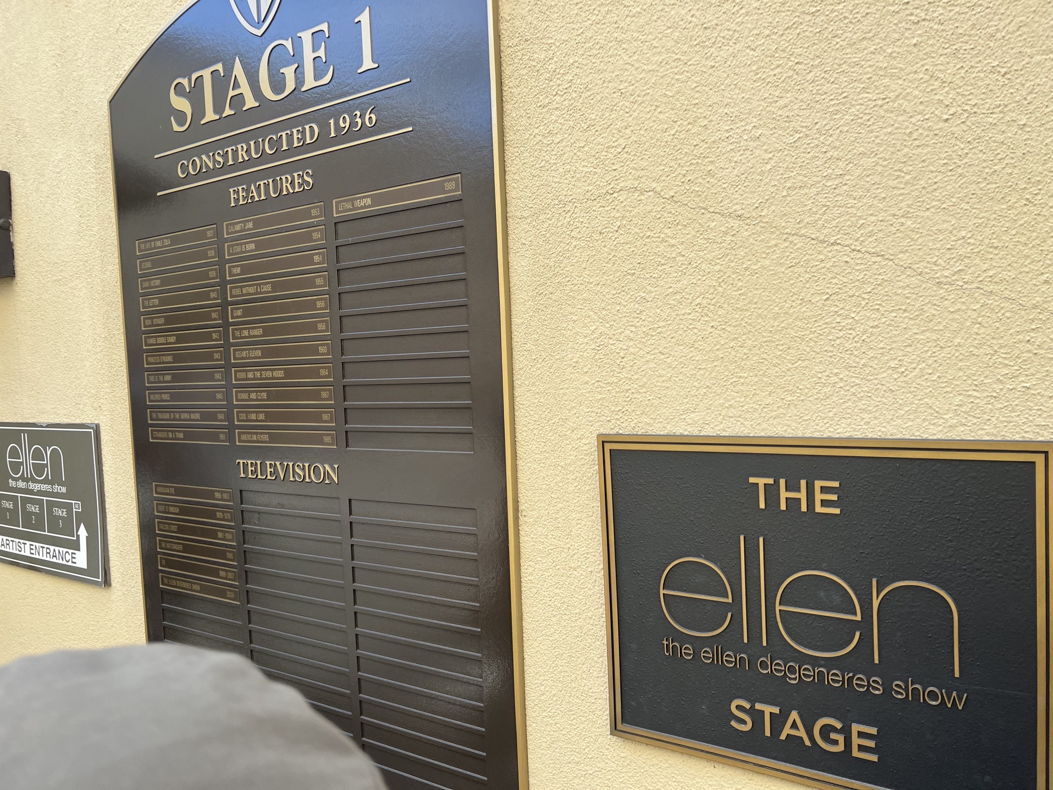 Ellen stage