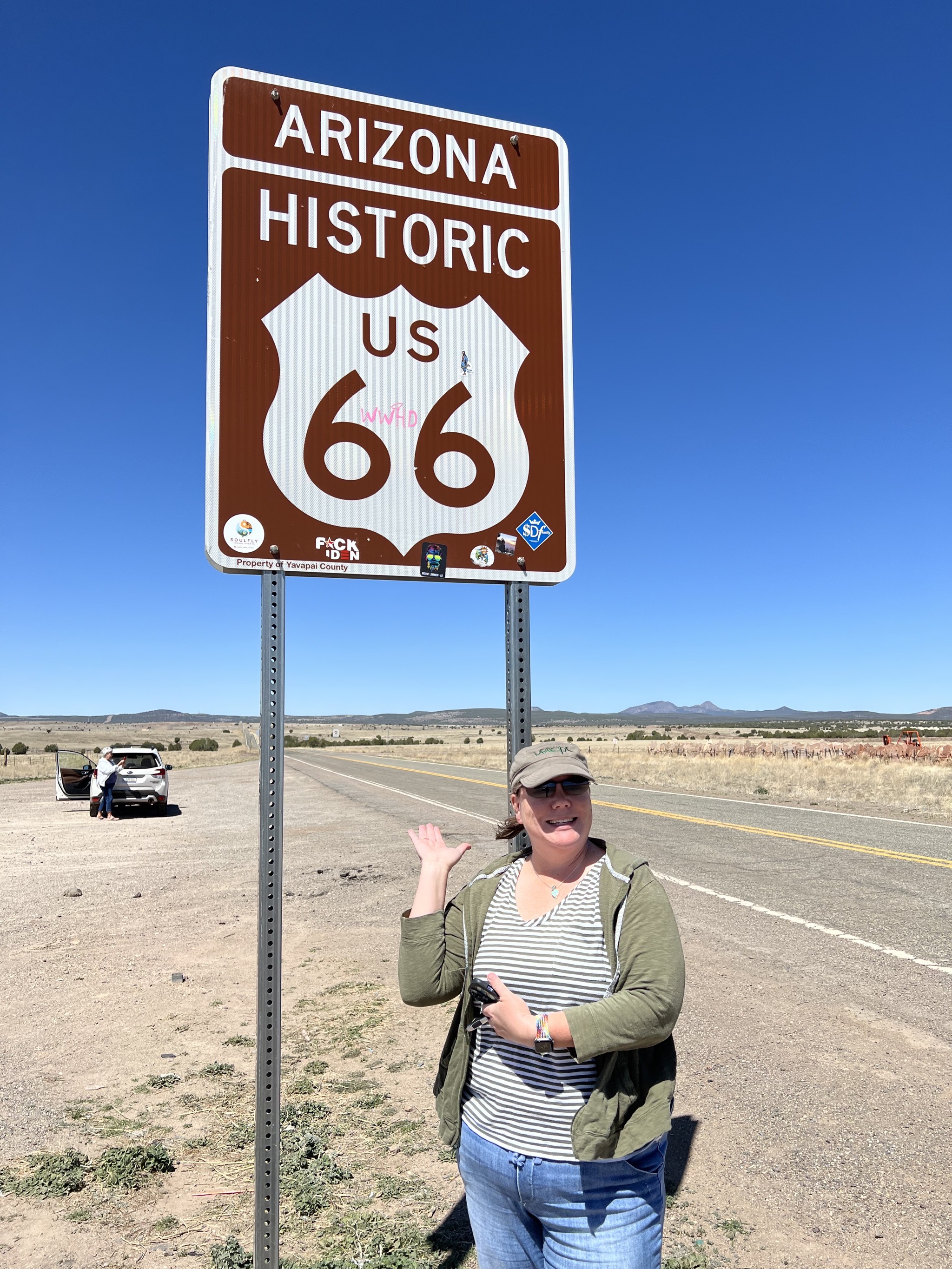 Jenn with Route 66 sign