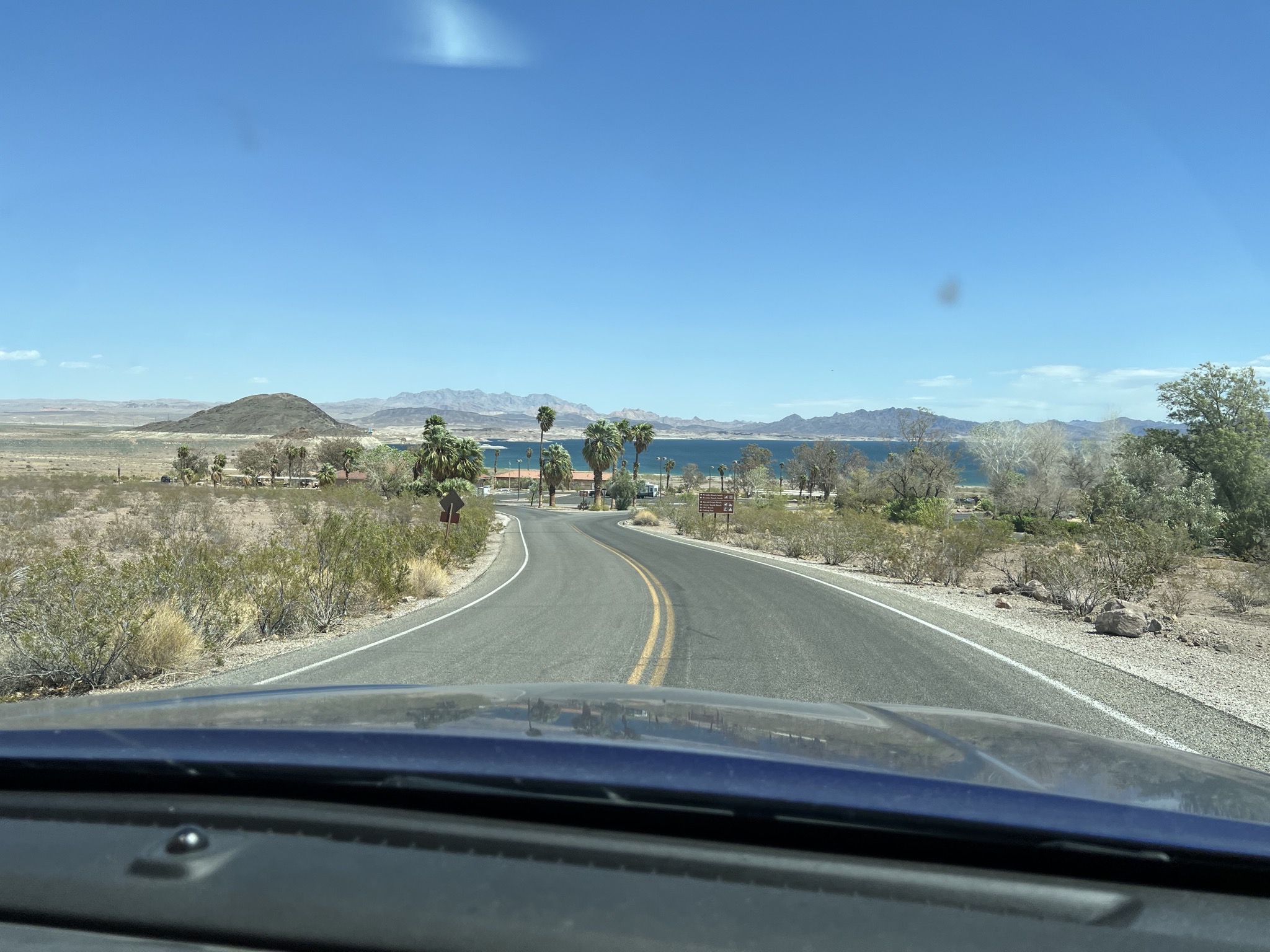 Drive to Lake Mead