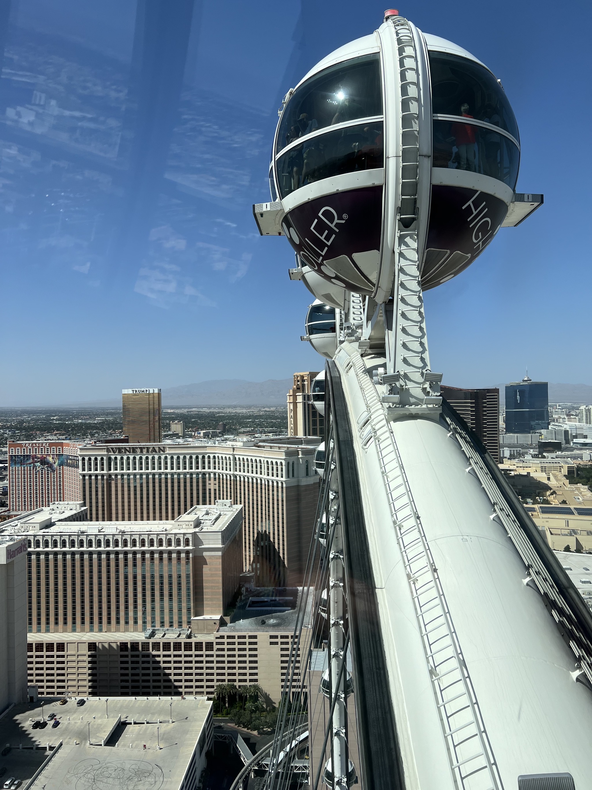 High Roller ferris wheel