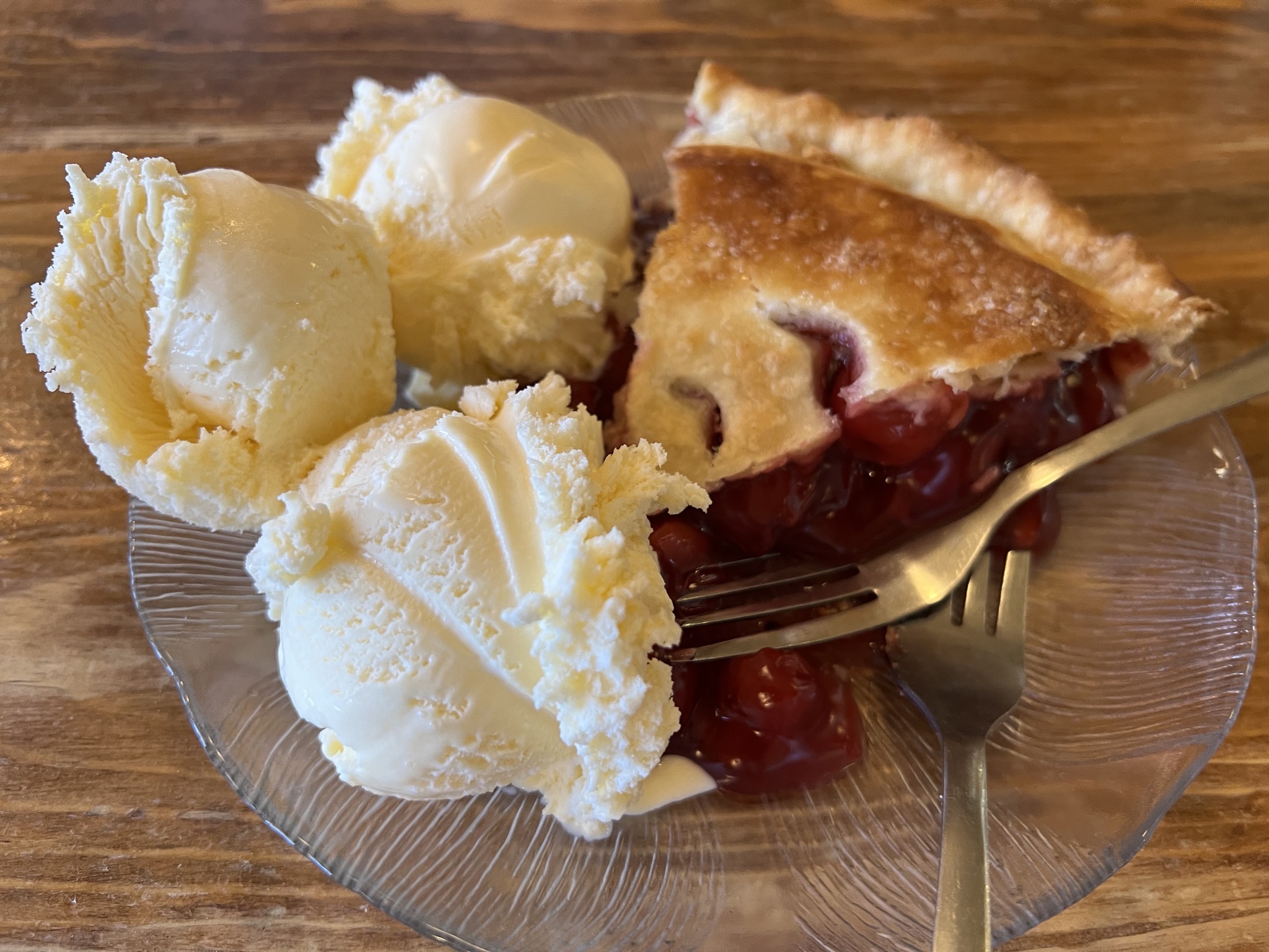 Cherry pie and ice cream