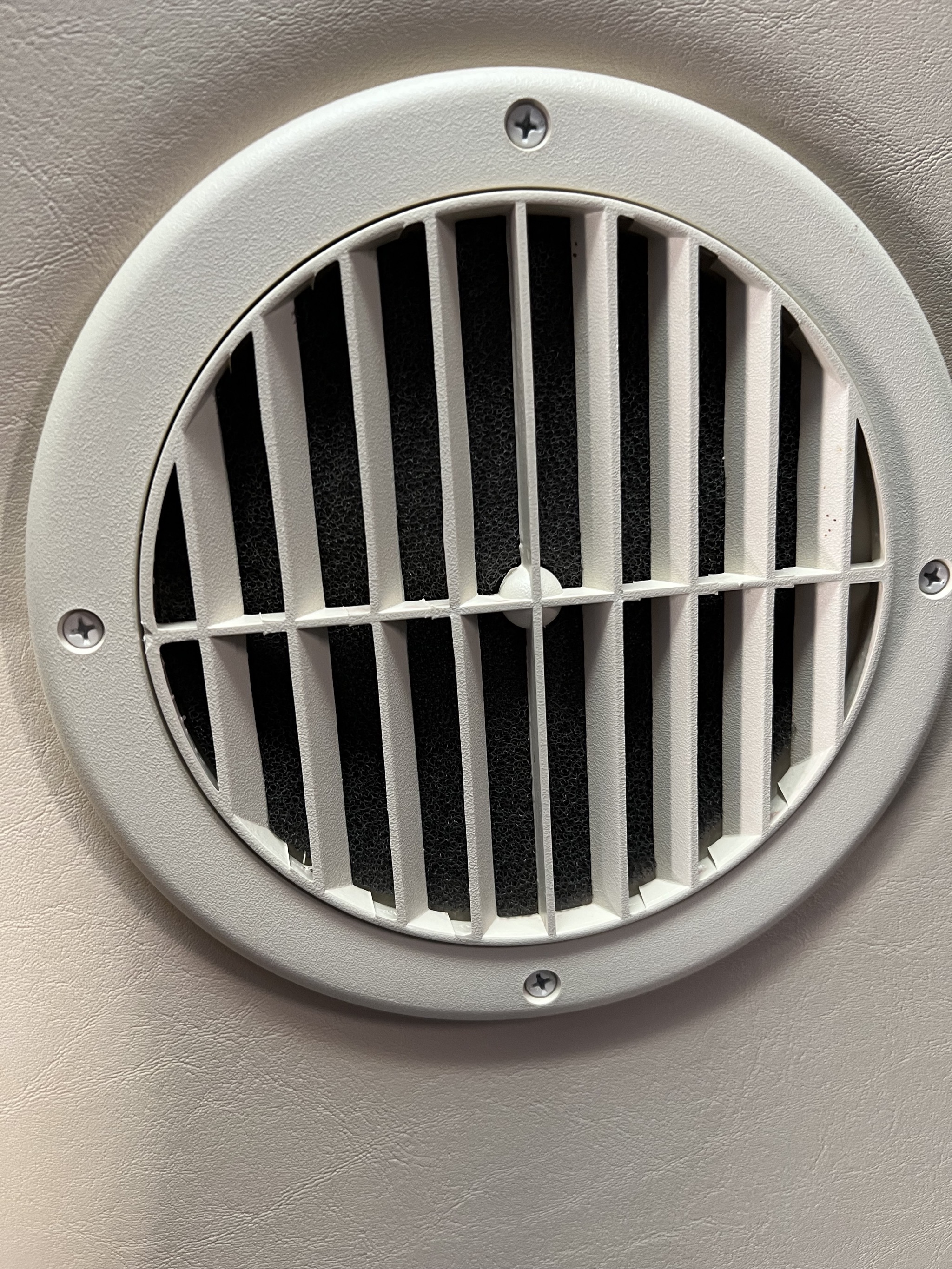 Ceiling vent