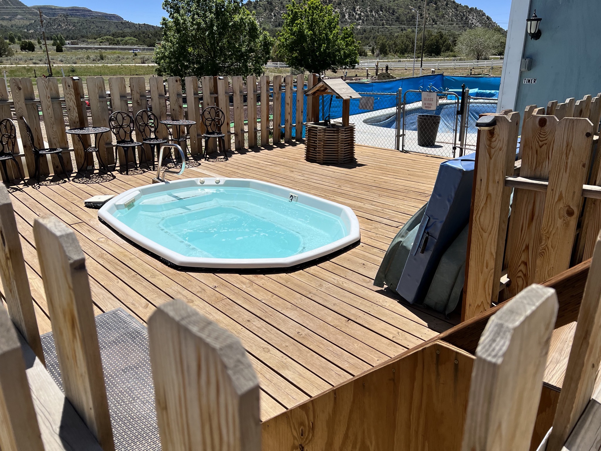 Hot tub