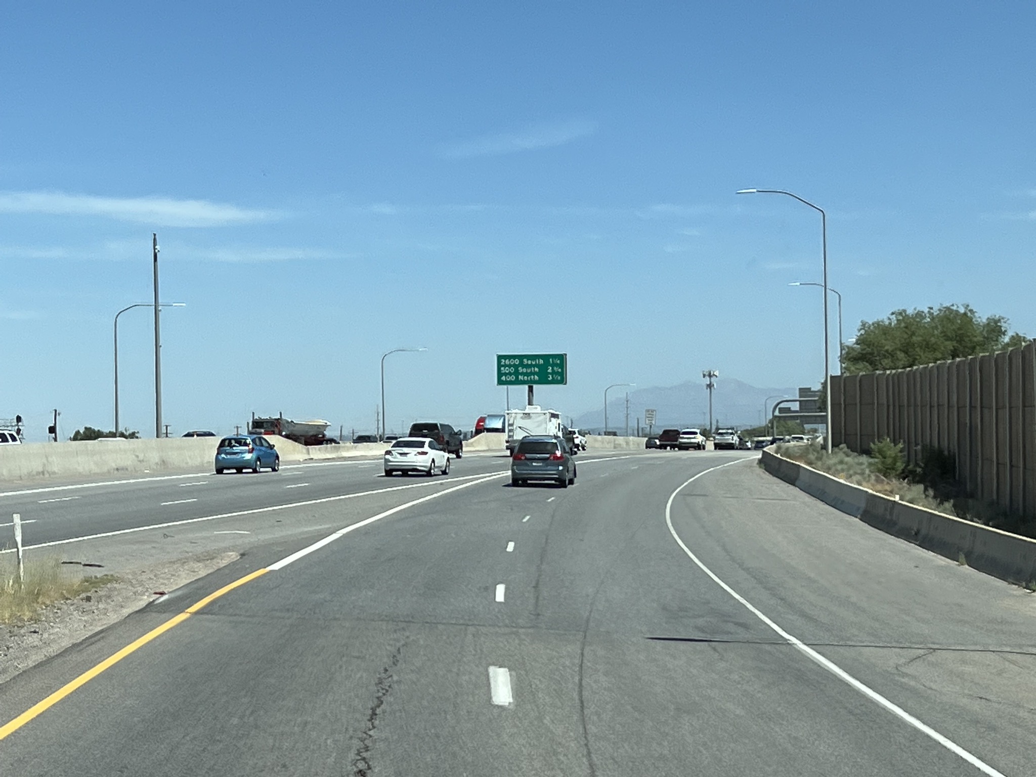 i-215