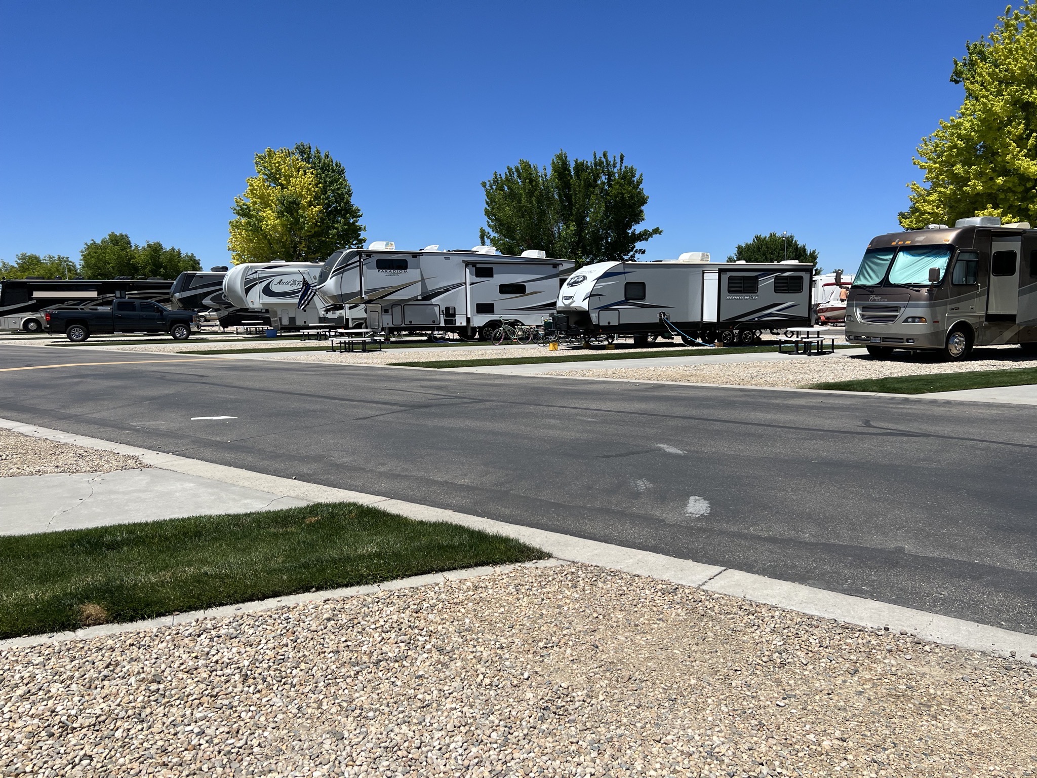 Ambassador RV Resort – Sinclair Trails