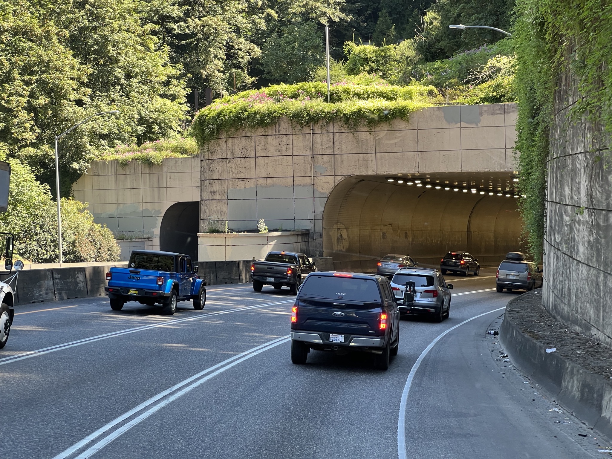Tunnel