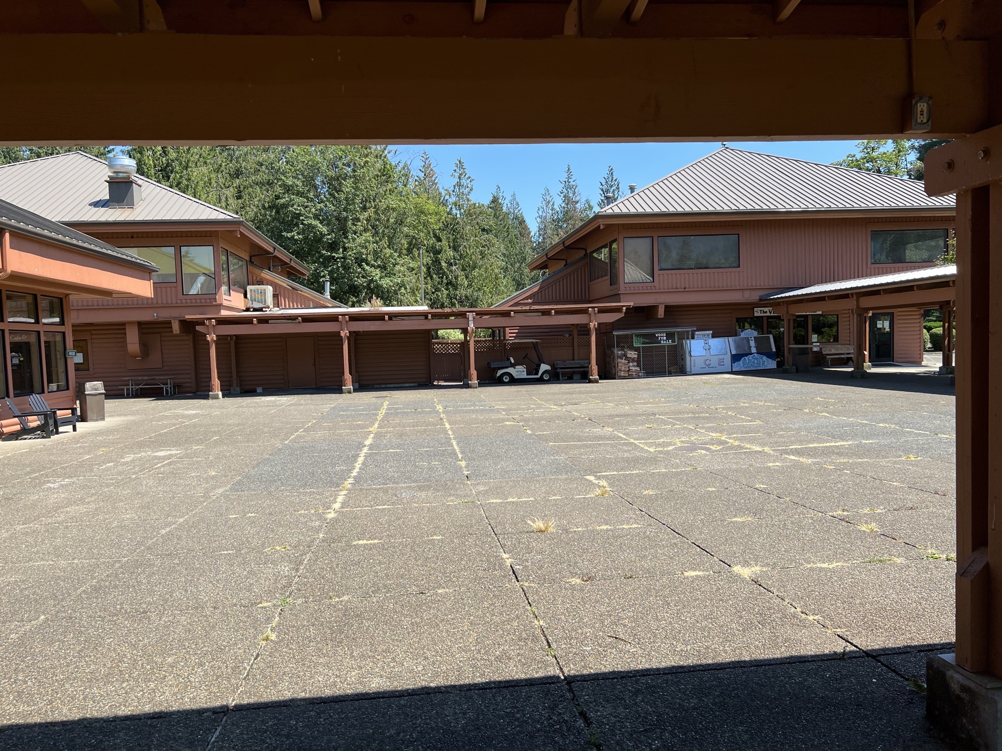 Restaurant and store