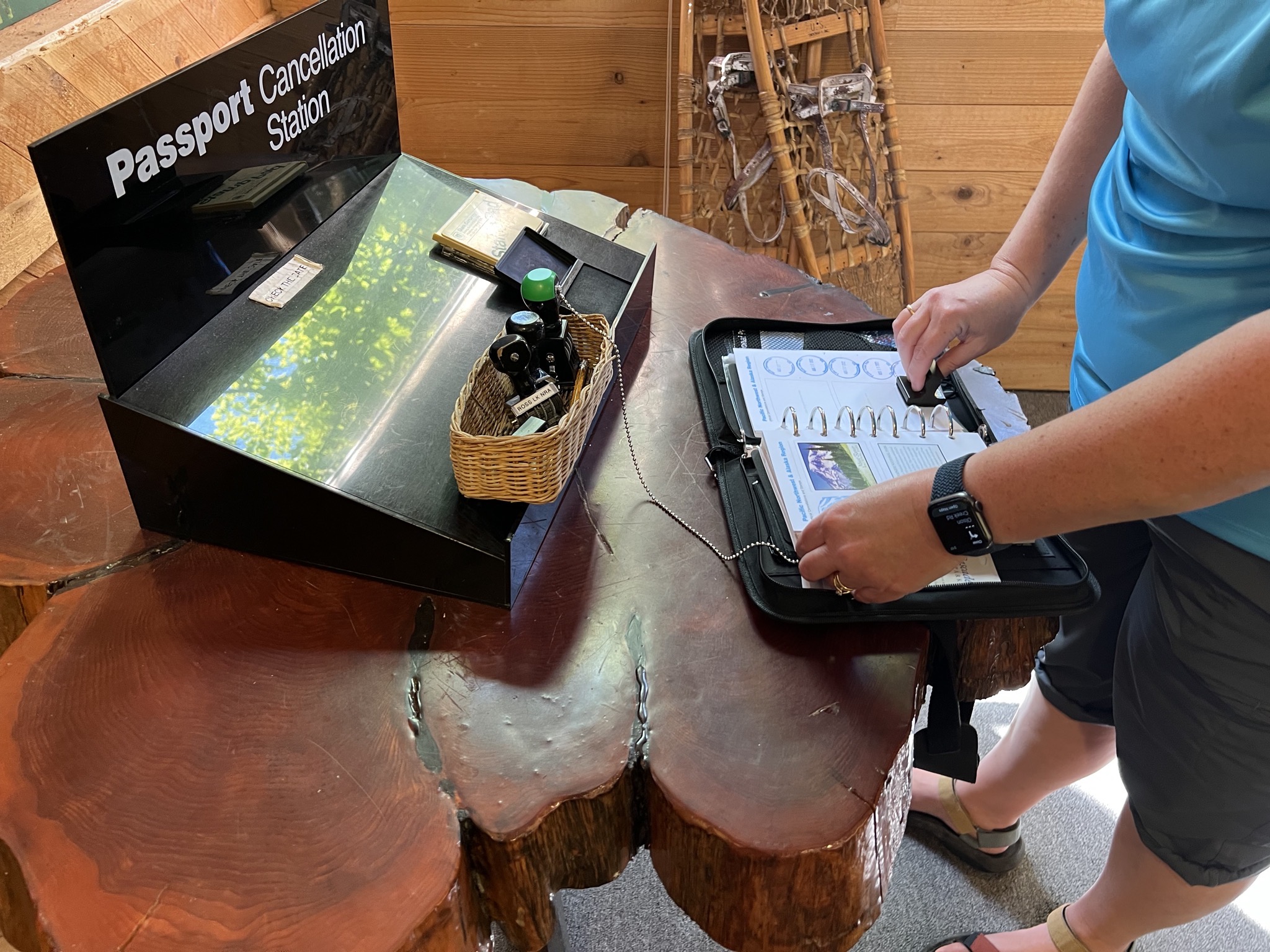 Passport cancellation station