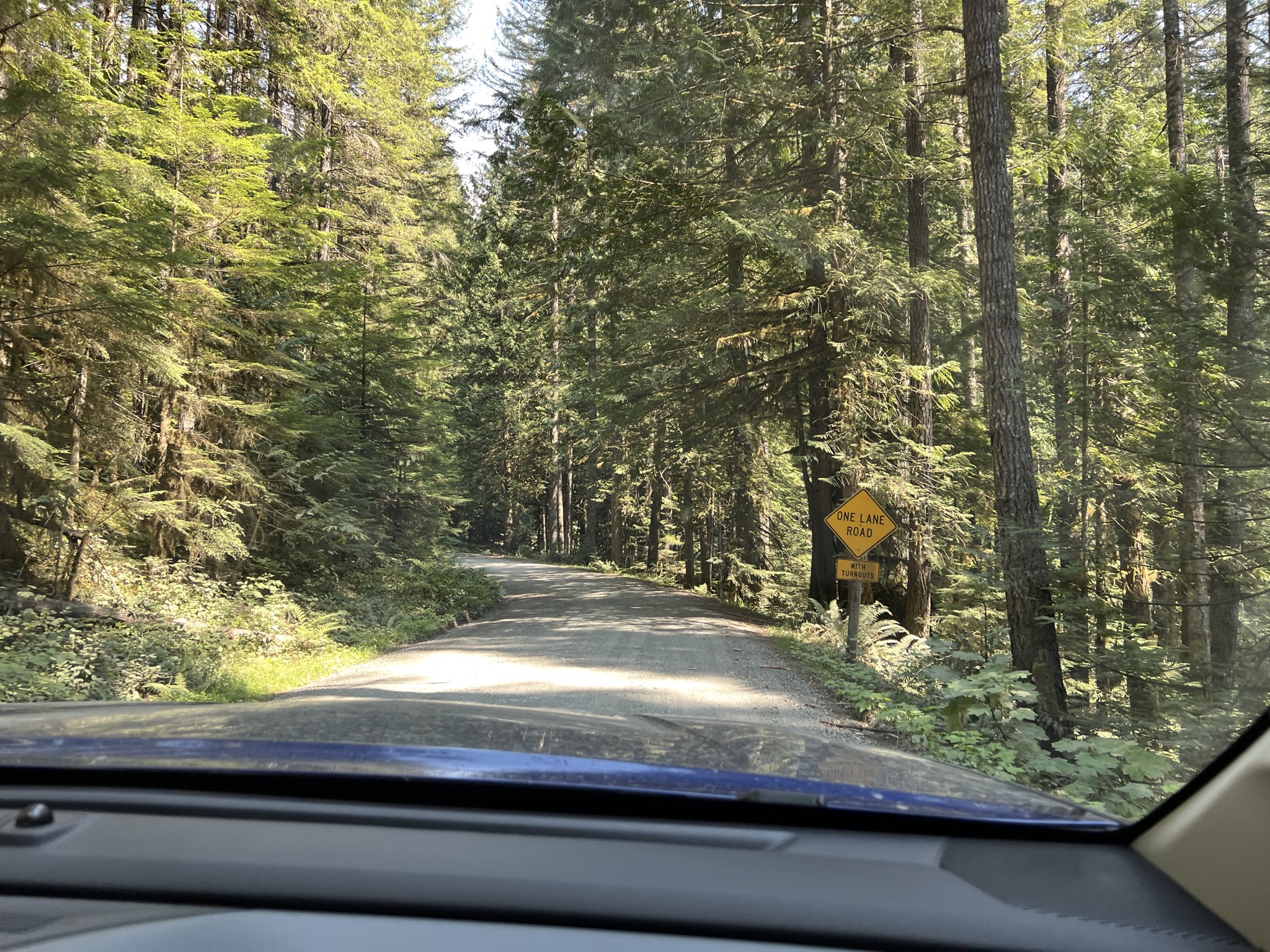 One lane road
