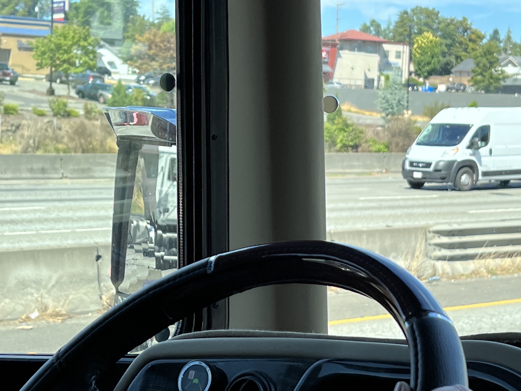Cracked mirror