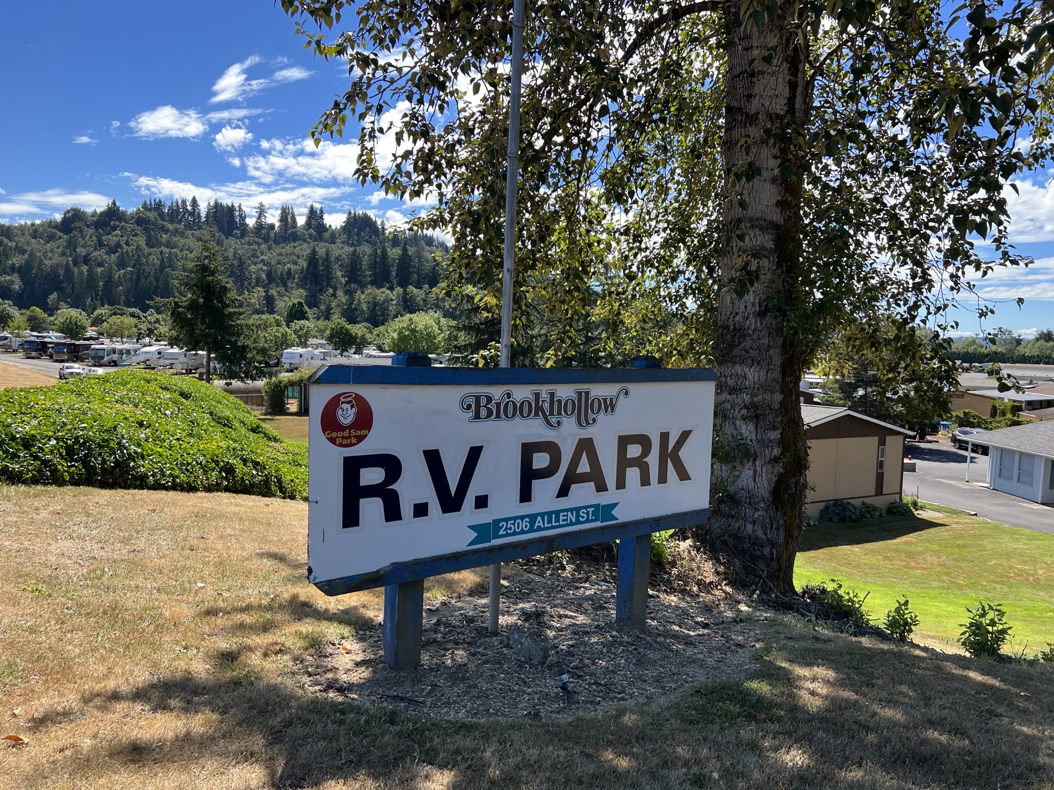 Entrance sign