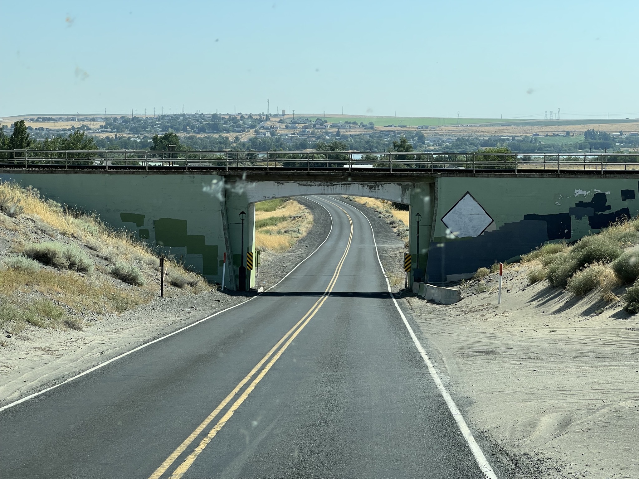 Rail bridge