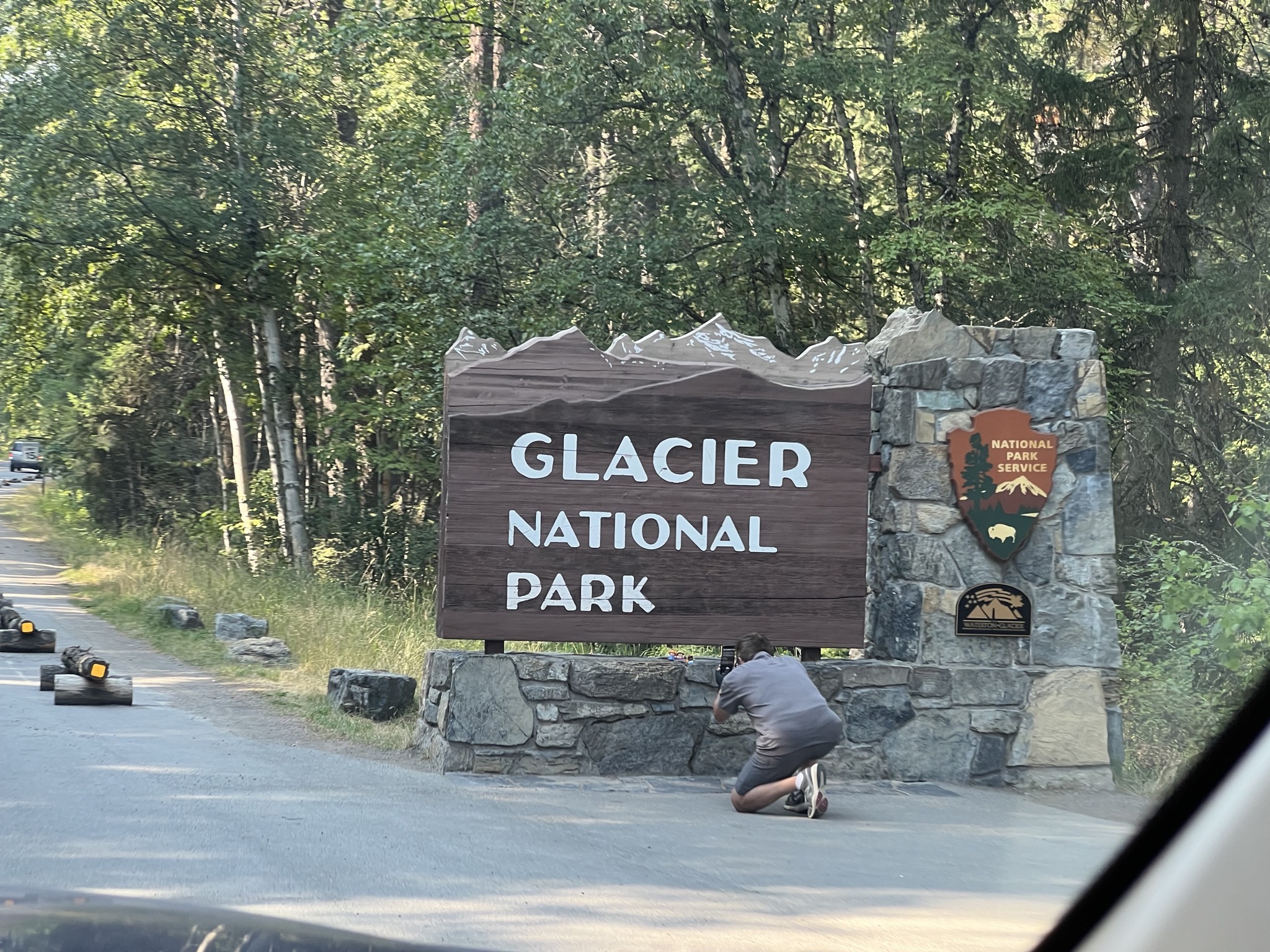 Entrance sign