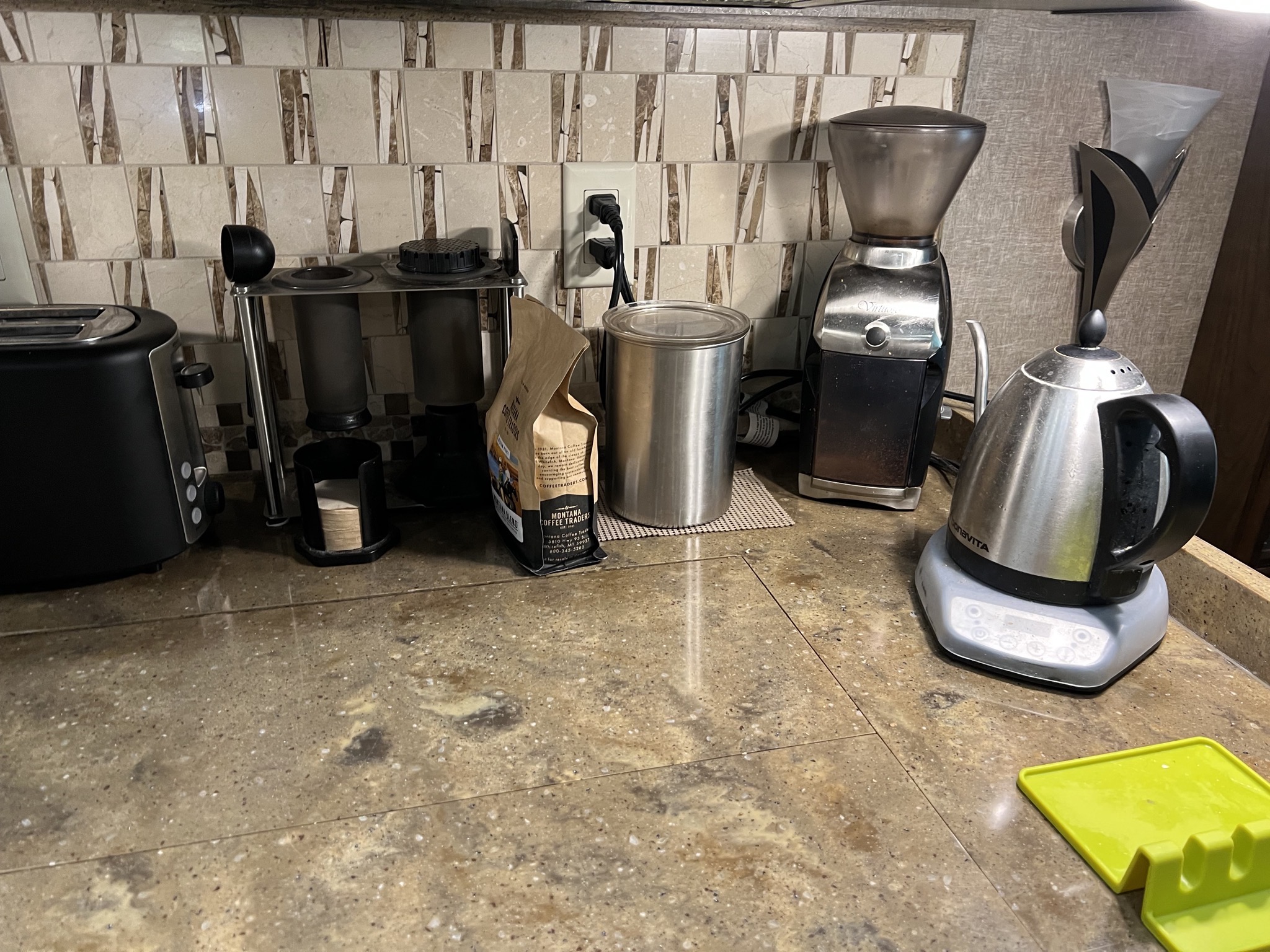 Kitchen counter