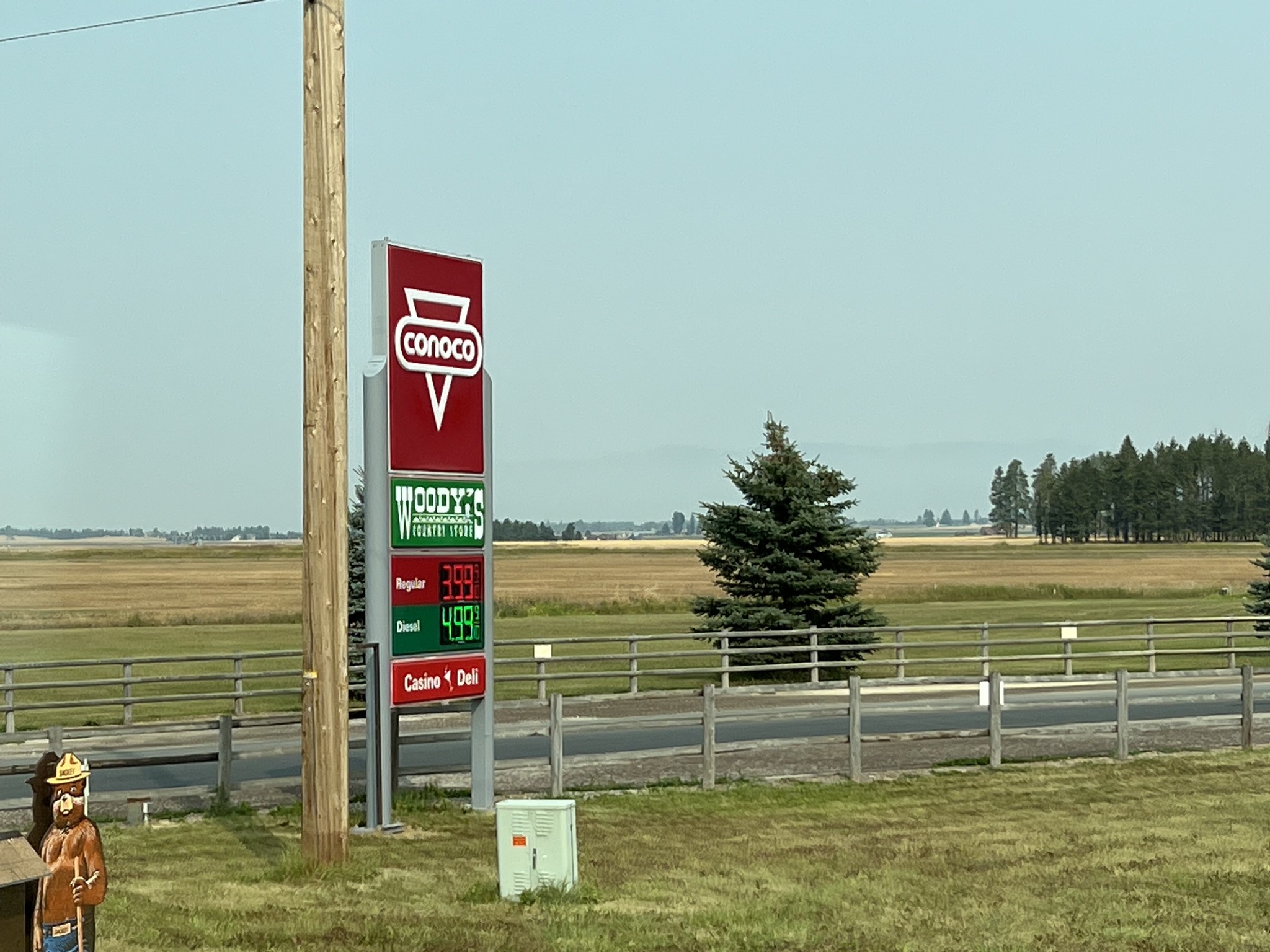 Woody's Country Store