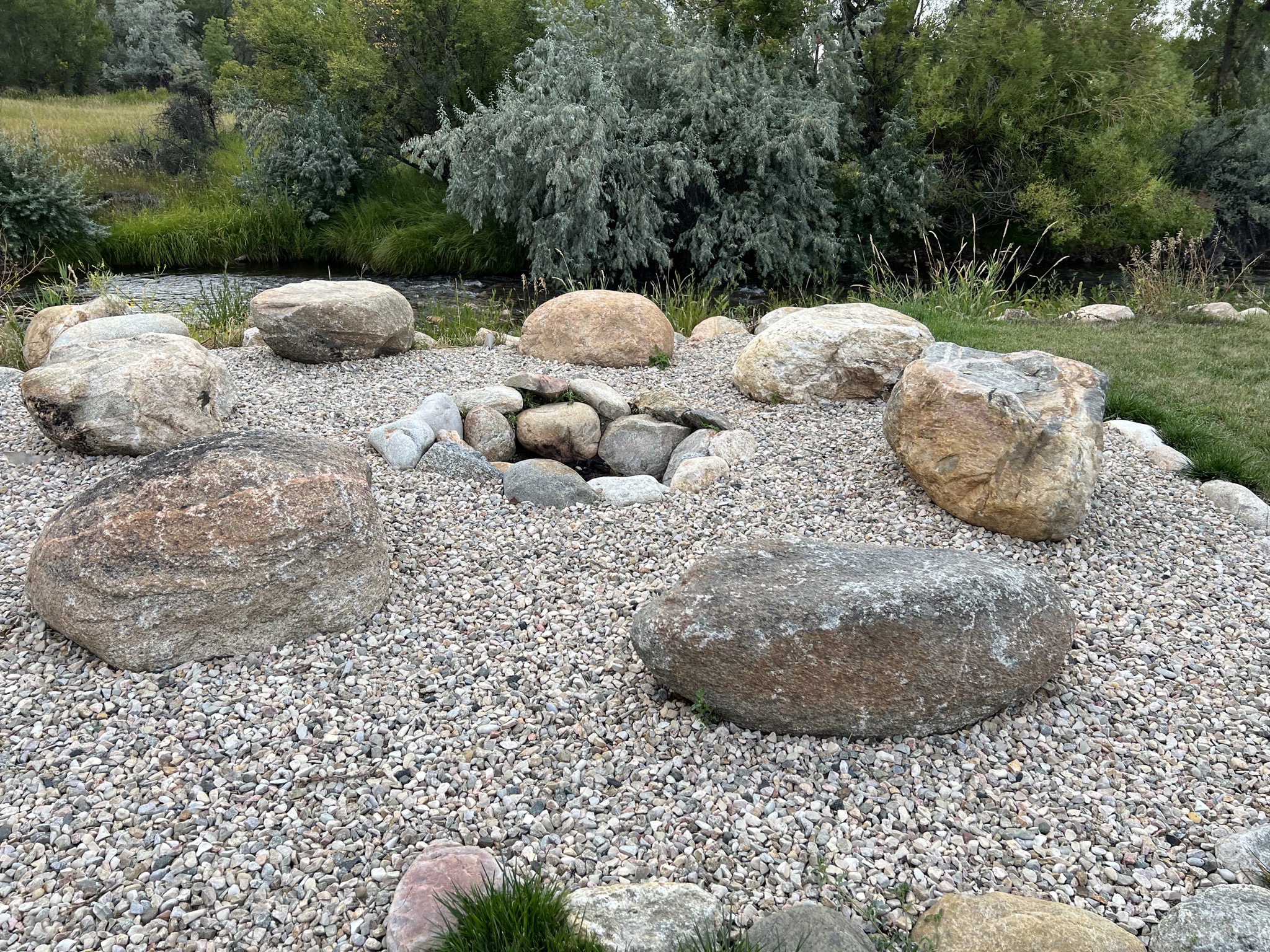 Group fire pit