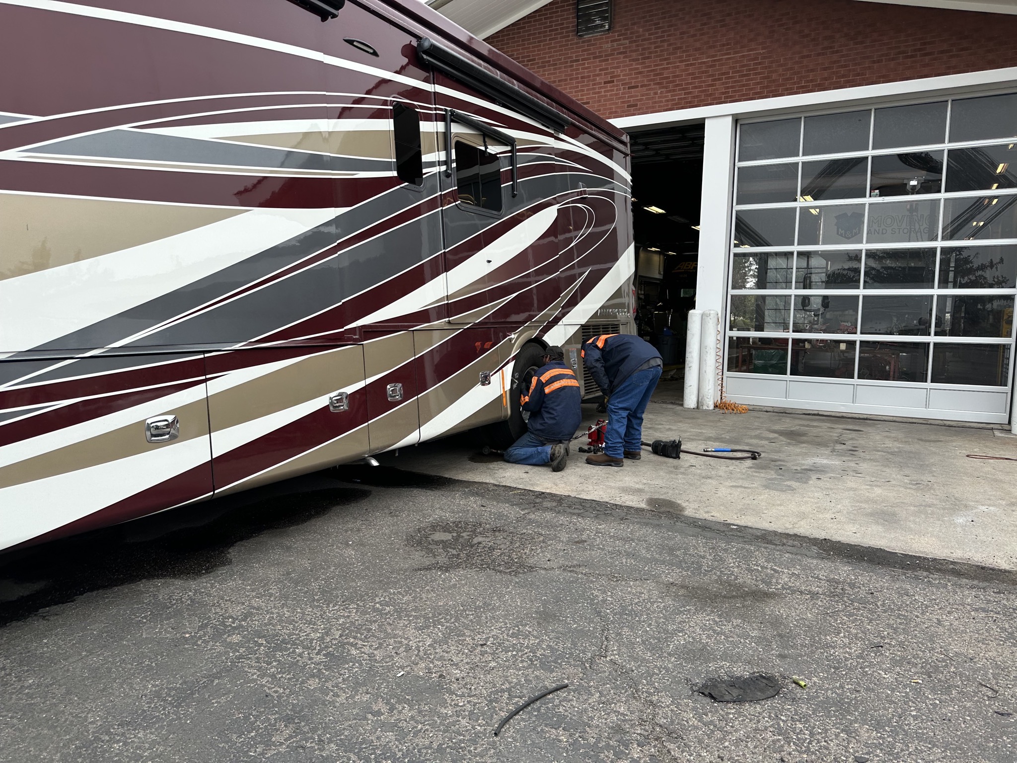 Removing tire