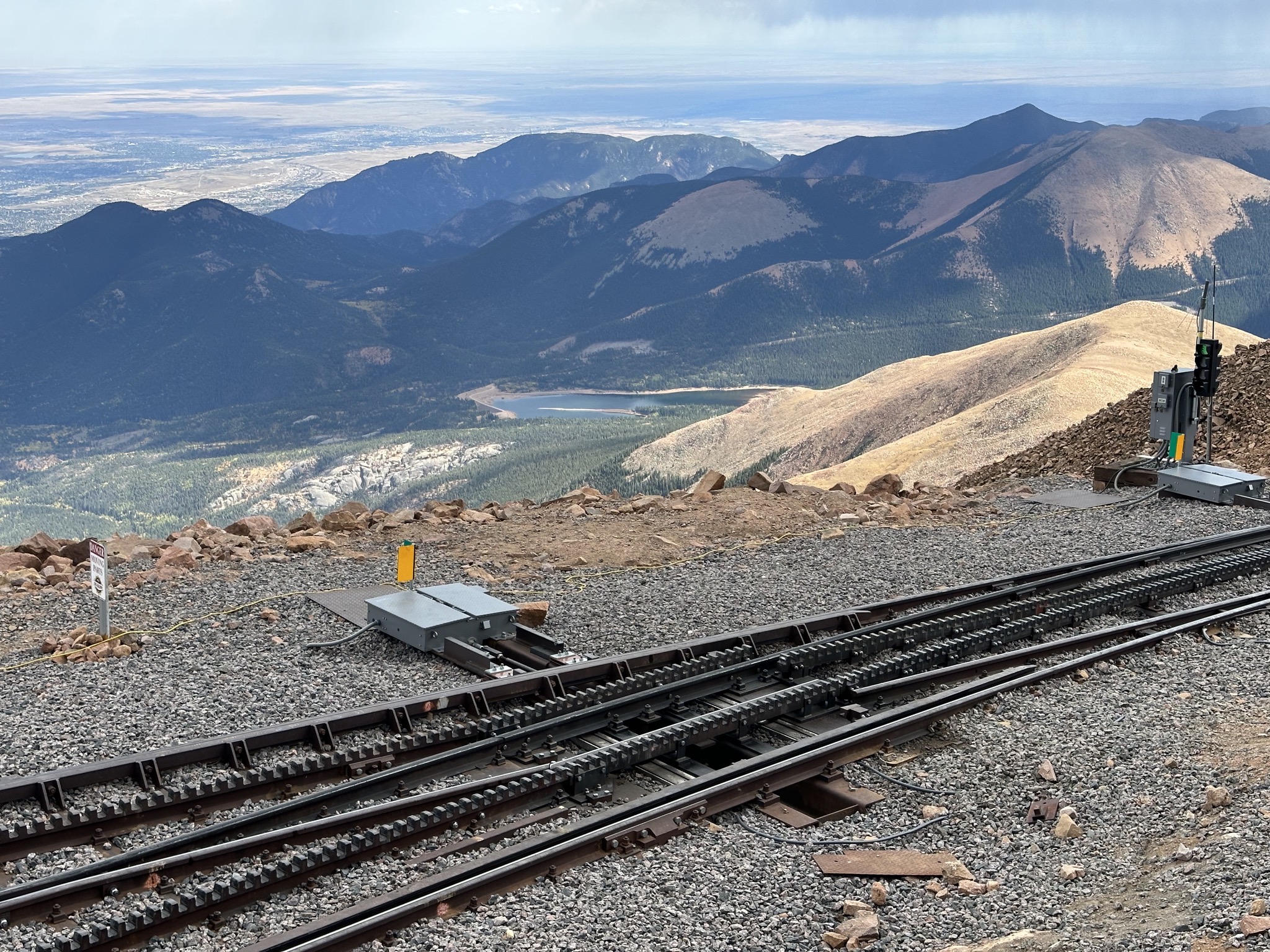 Cog rails