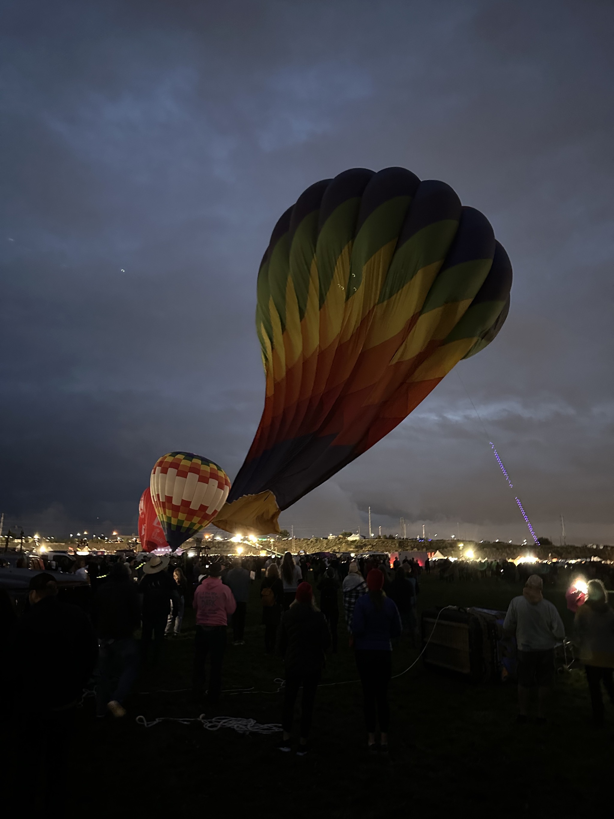 Deflating balloon