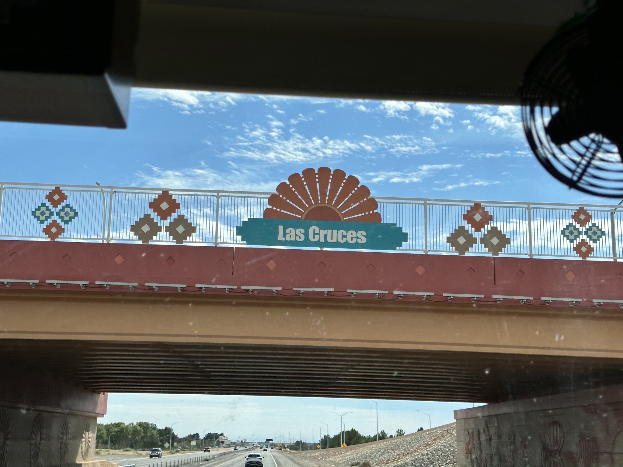 Las Cruces sign