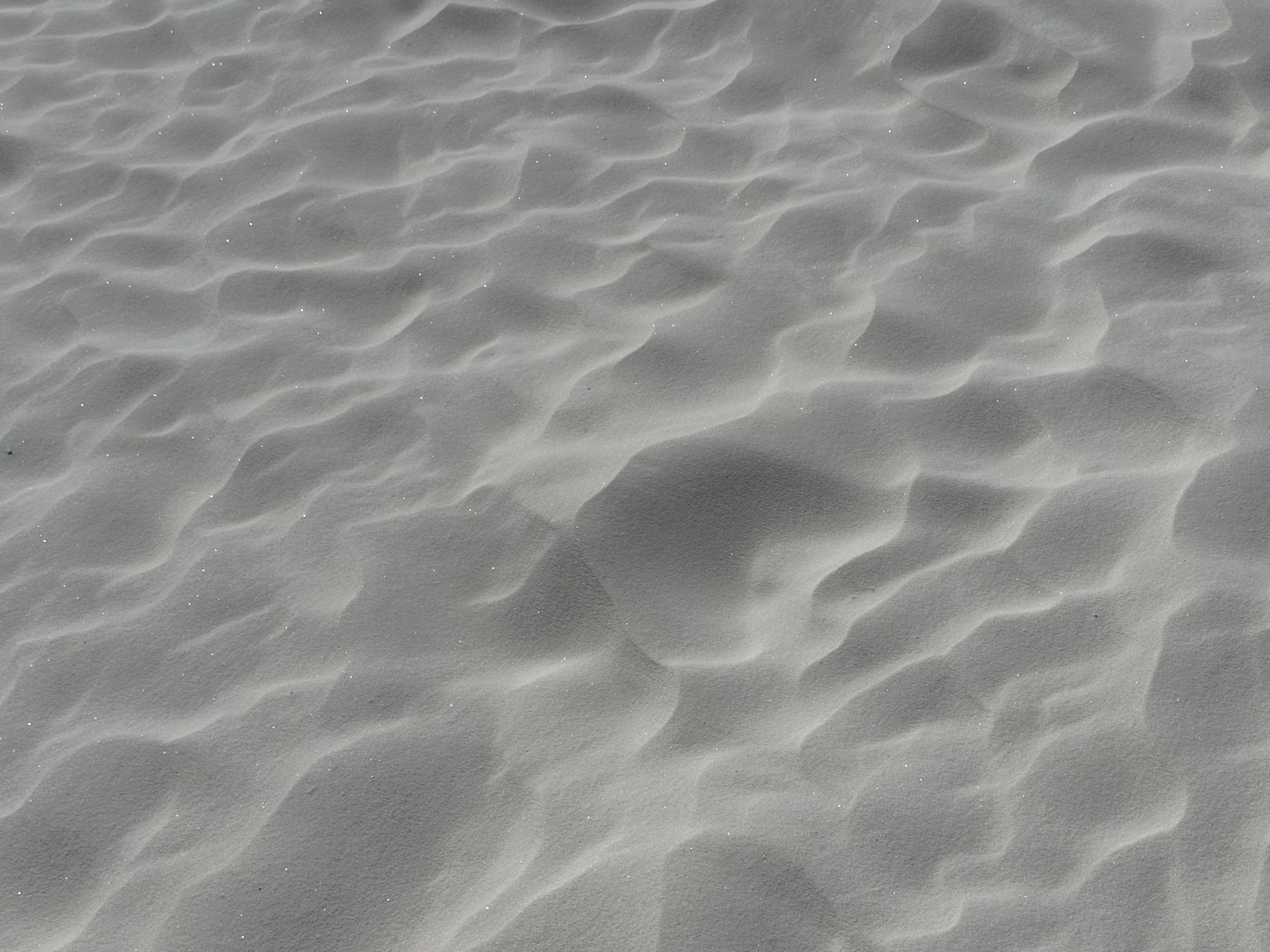Shiny sand