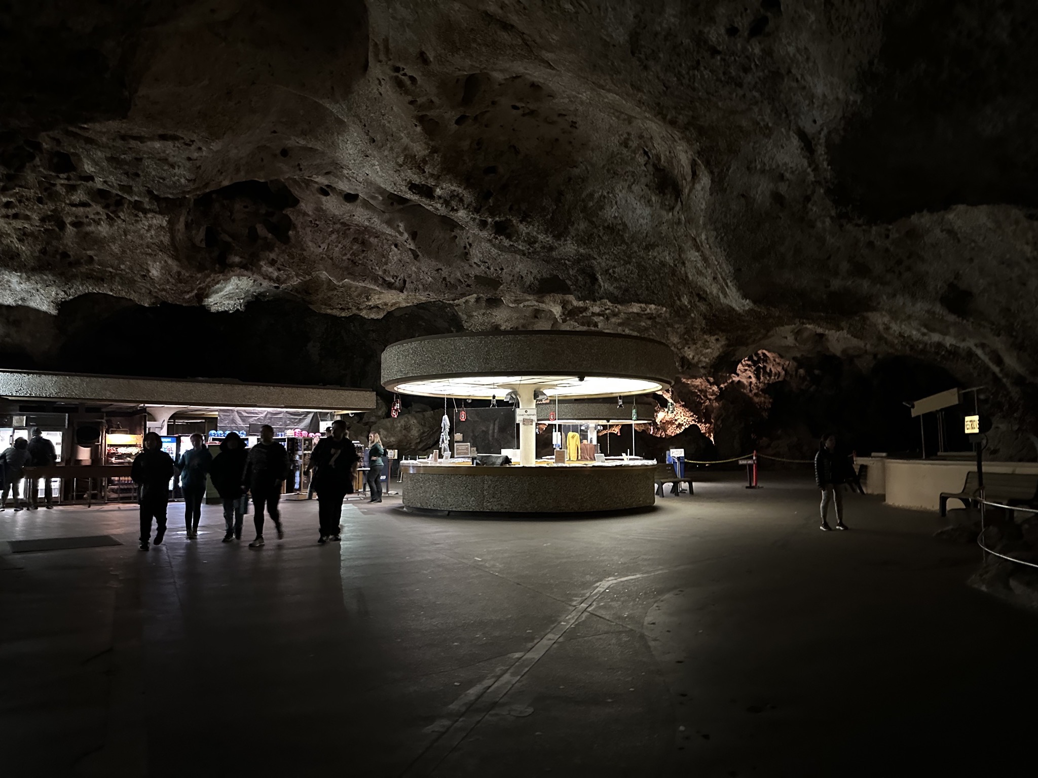 Underground rest area