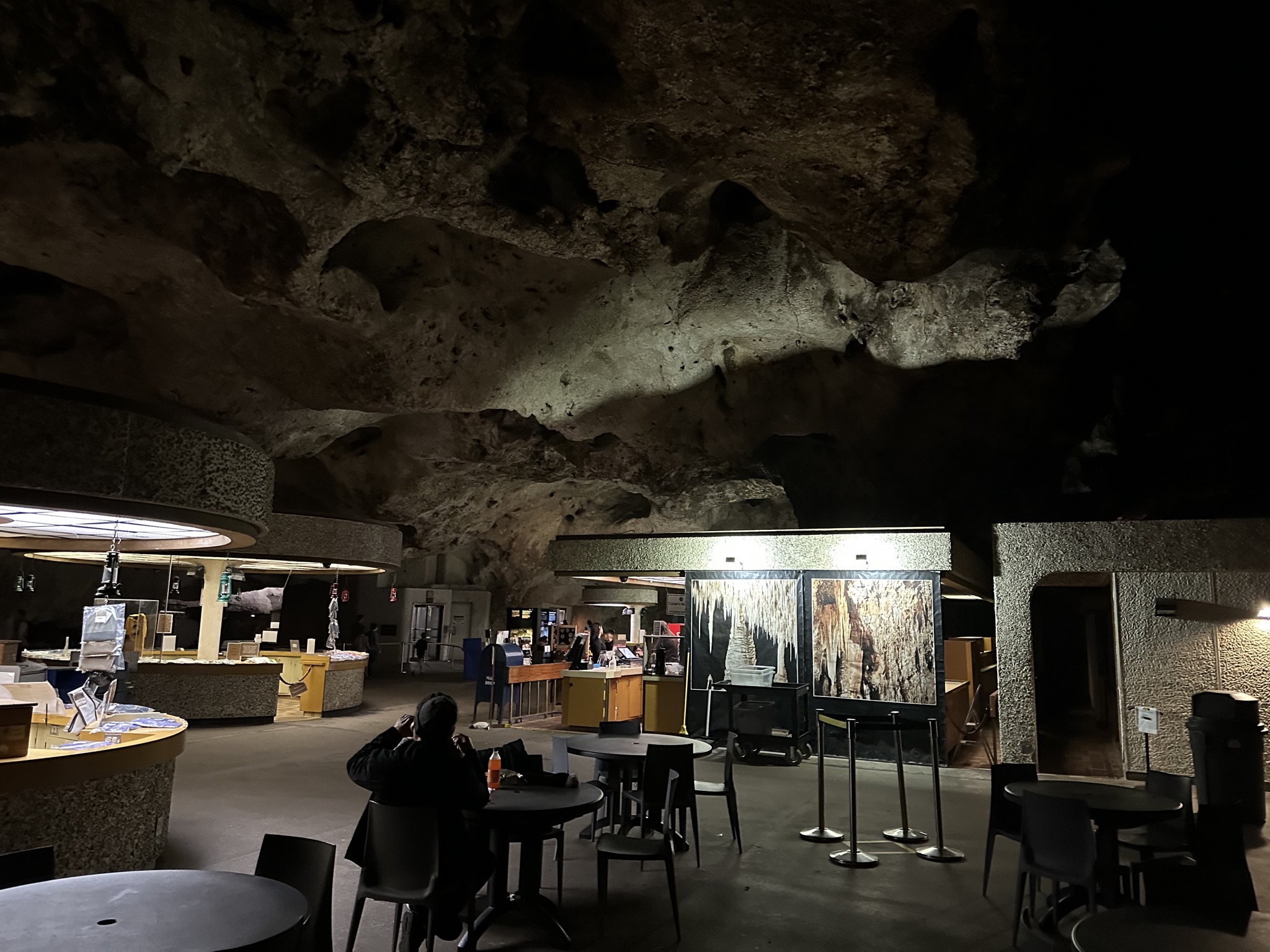 Underground rest area