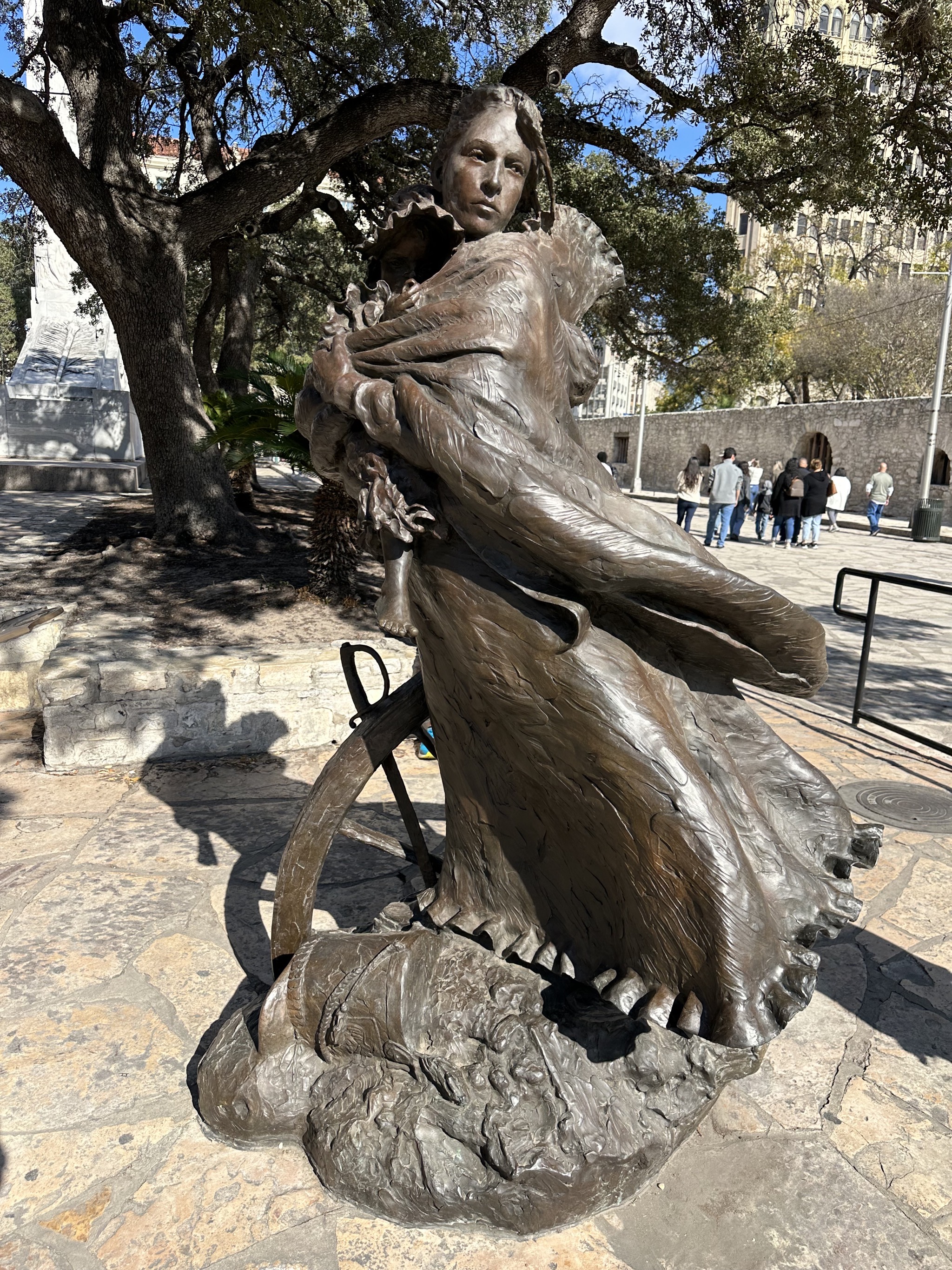 Statue
