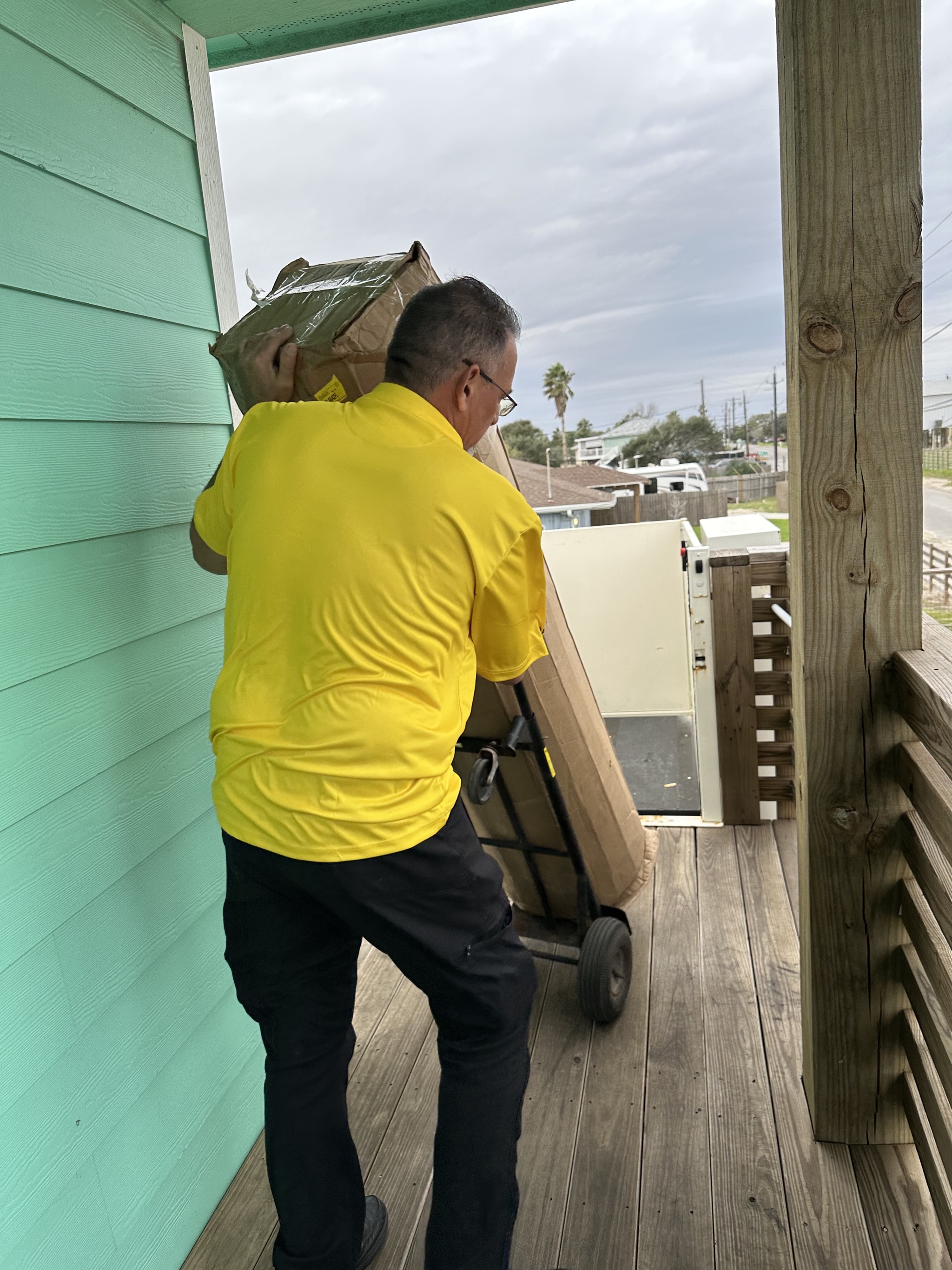 KOA guy helping