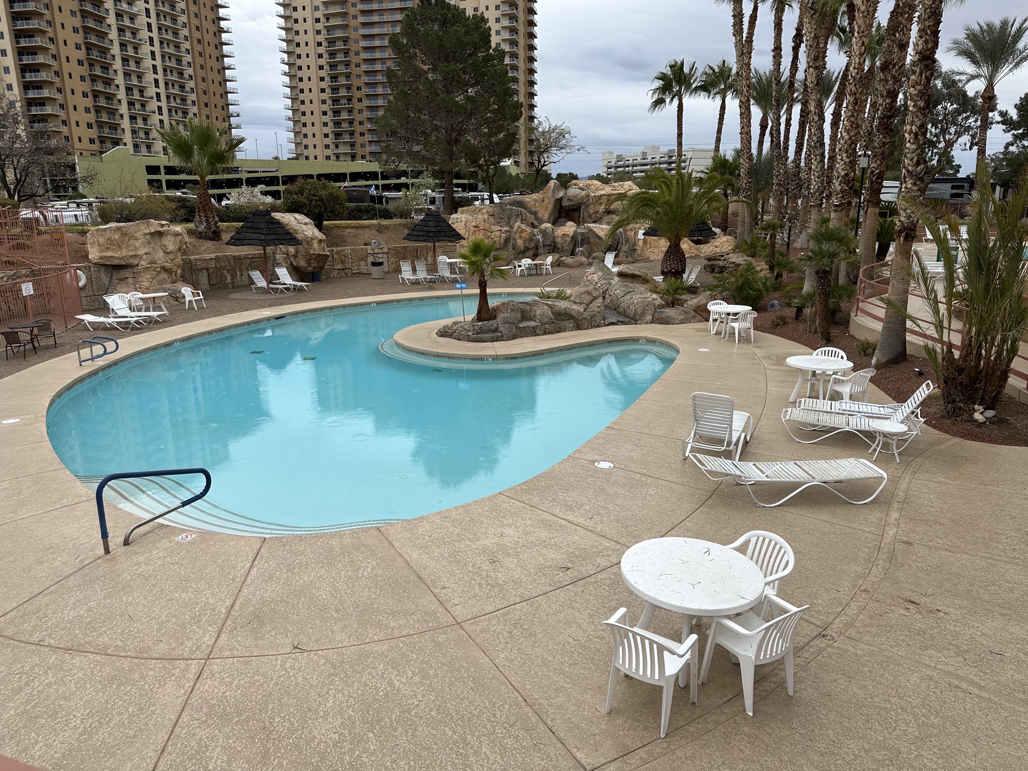 Swimming pool