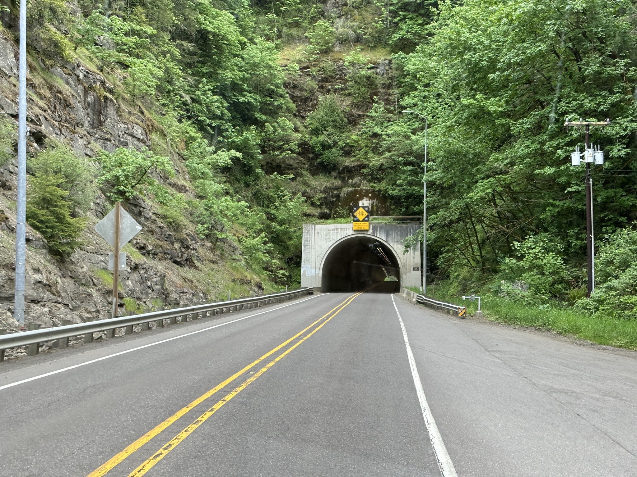 Tunnel