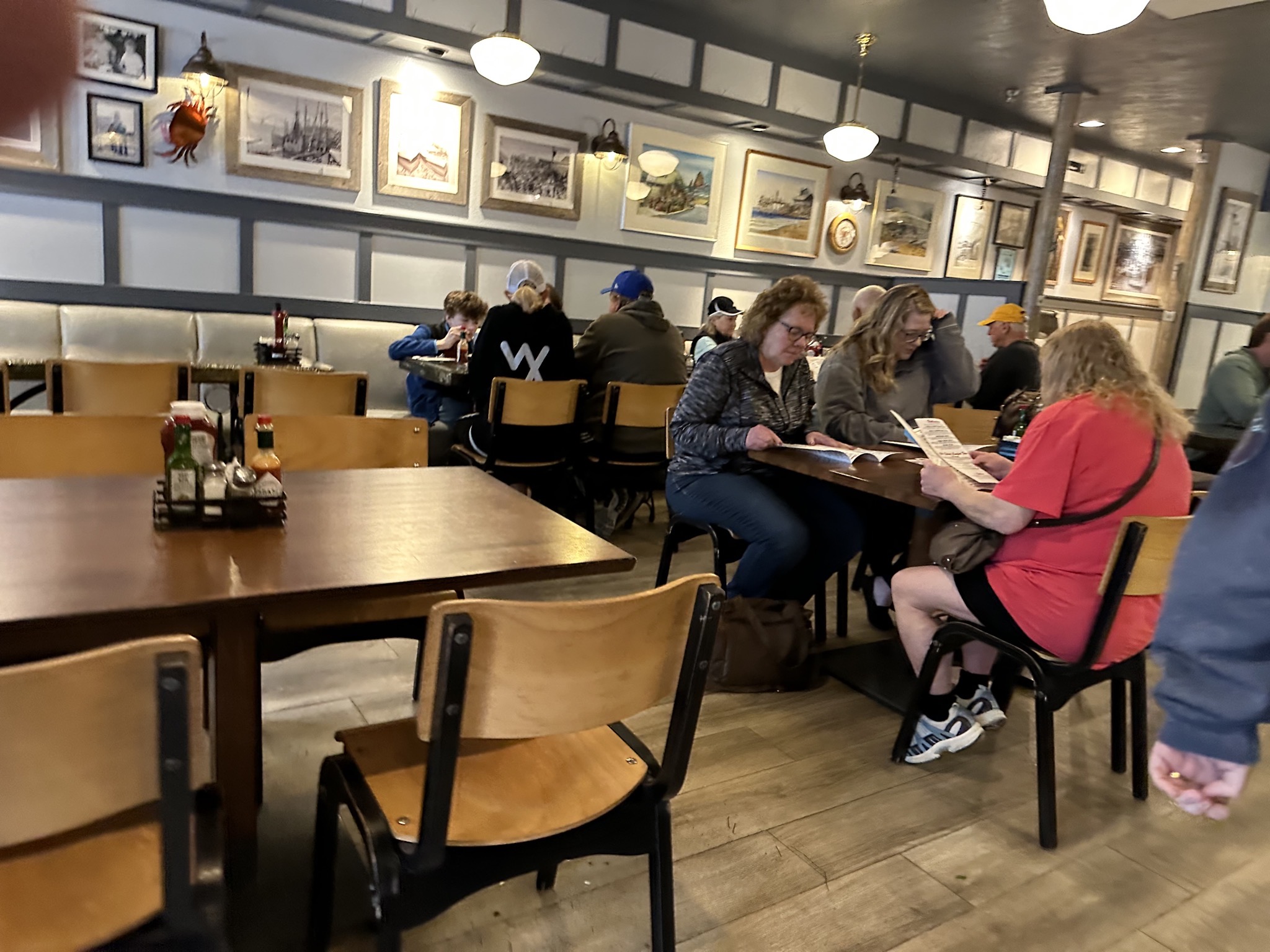 Mo's in Newport, Oregon