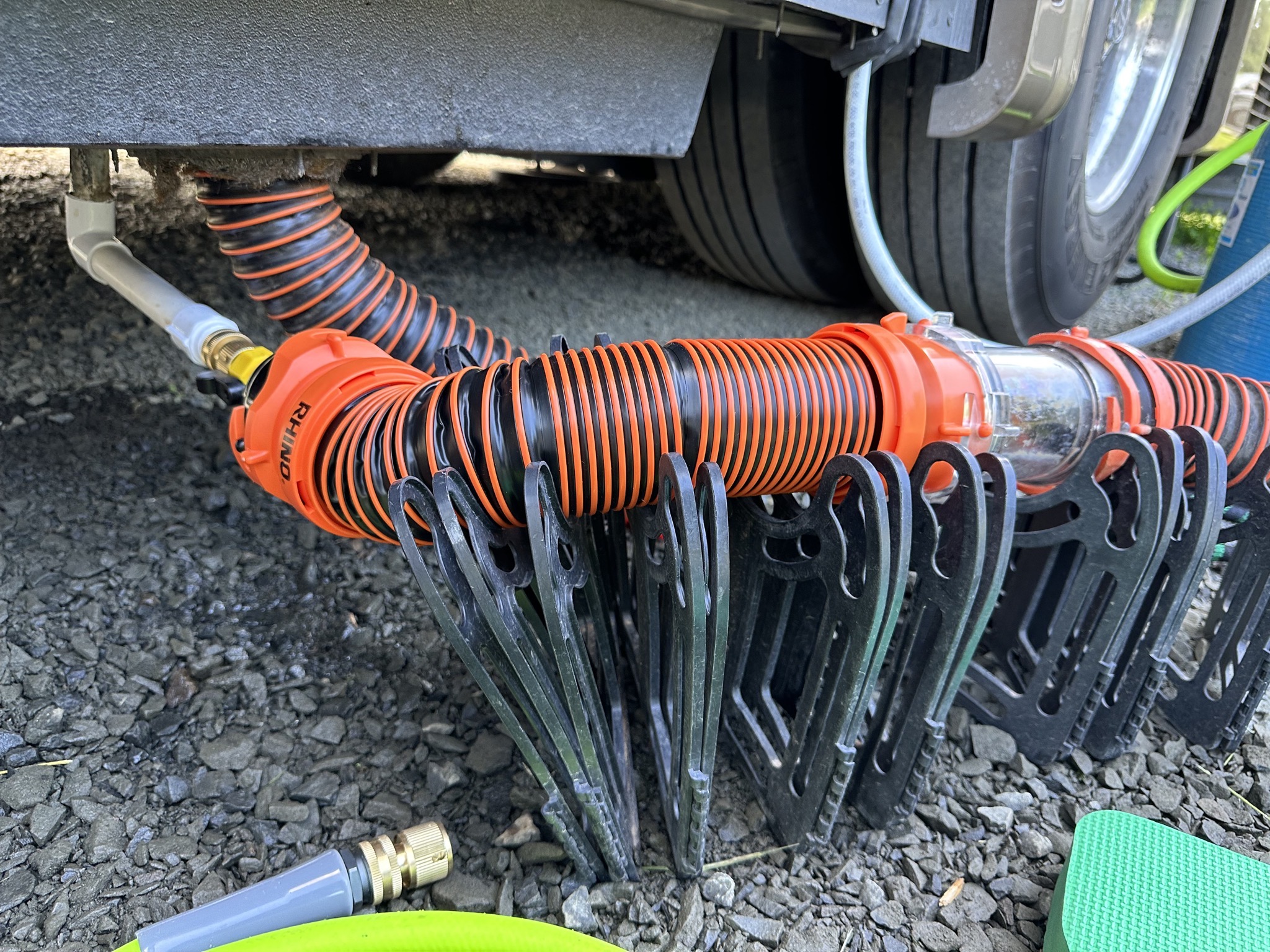 Fresh tank drain