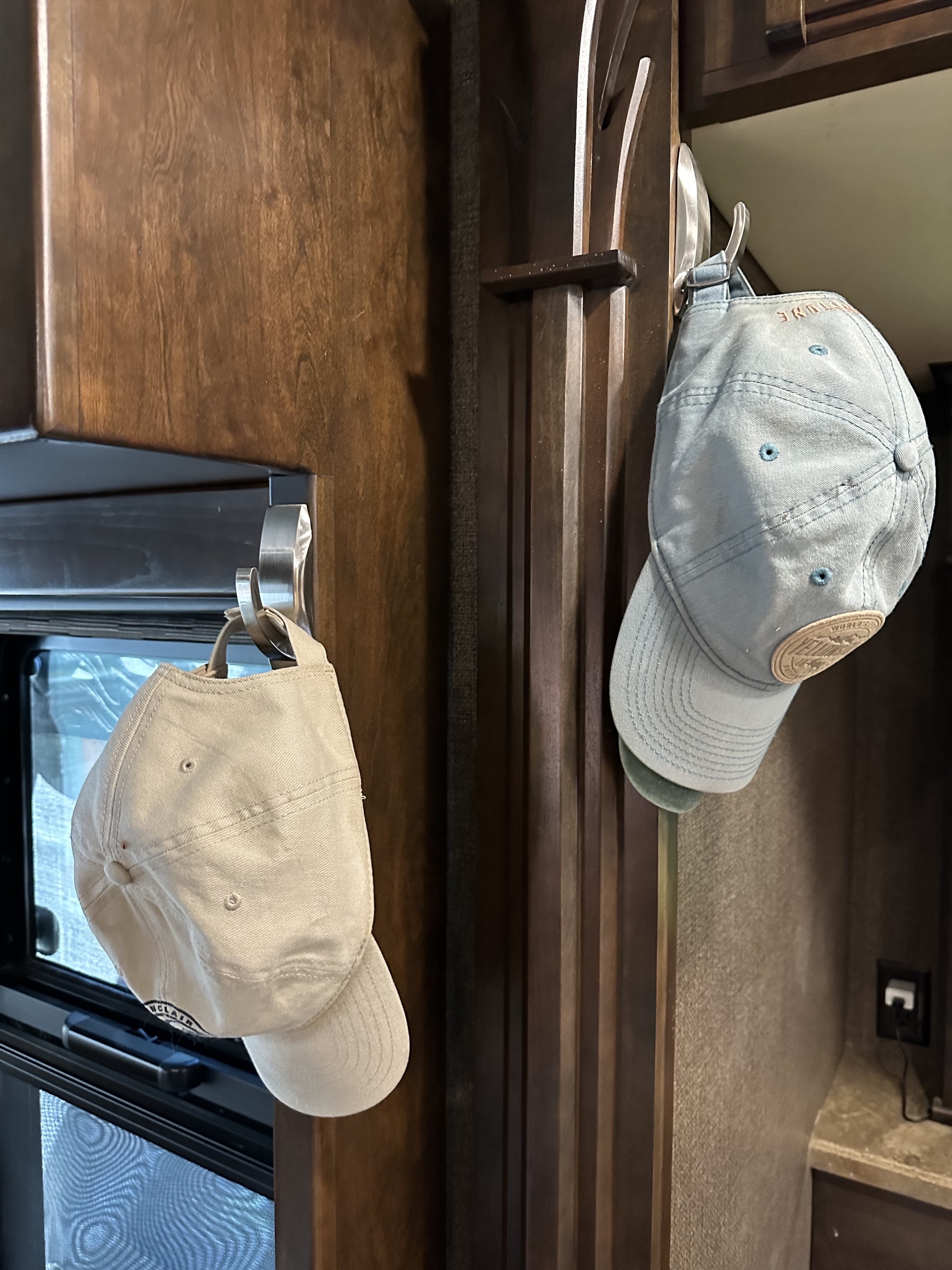 Hat hooks