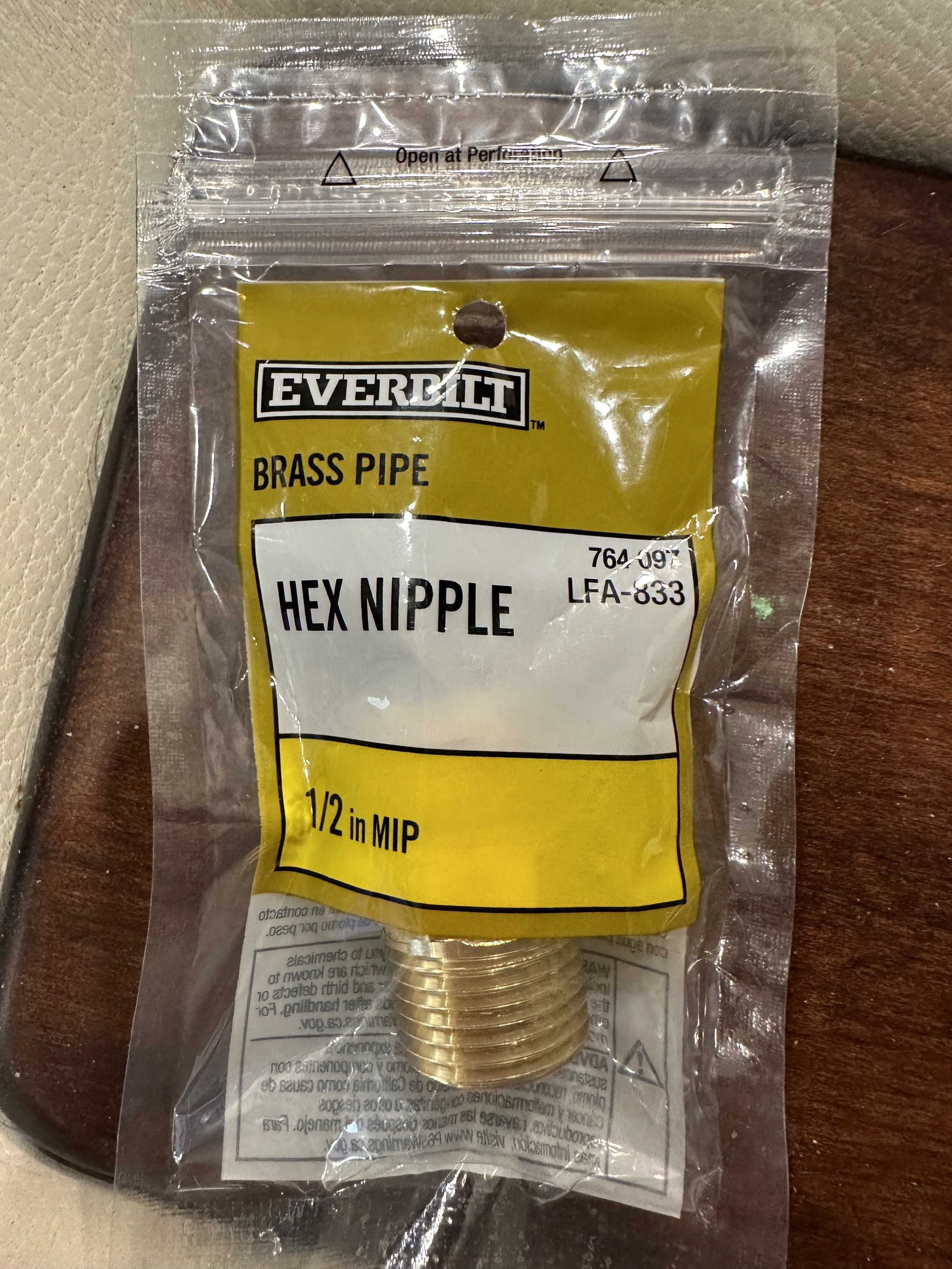 Hex nipple