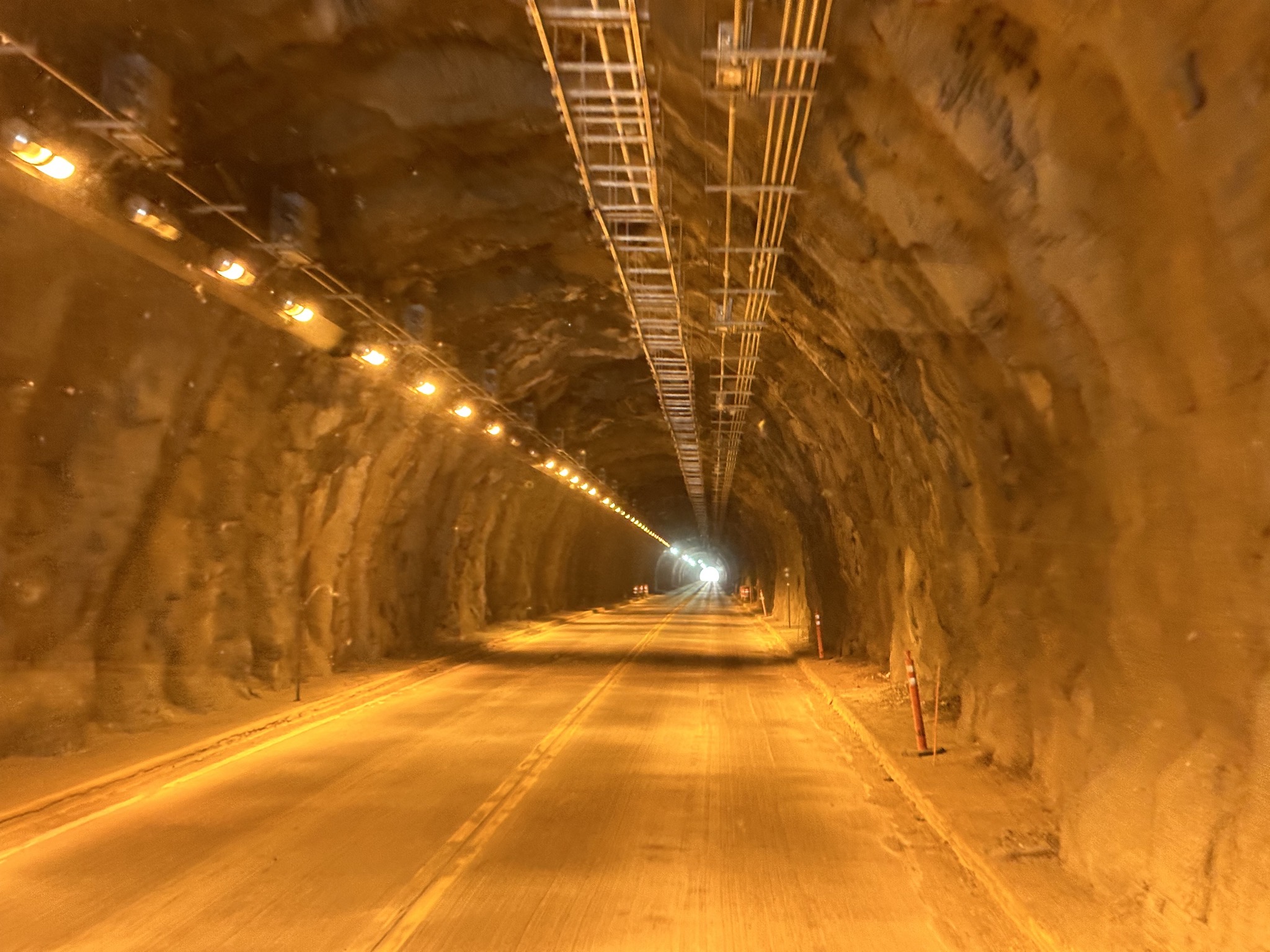 Tunnel
