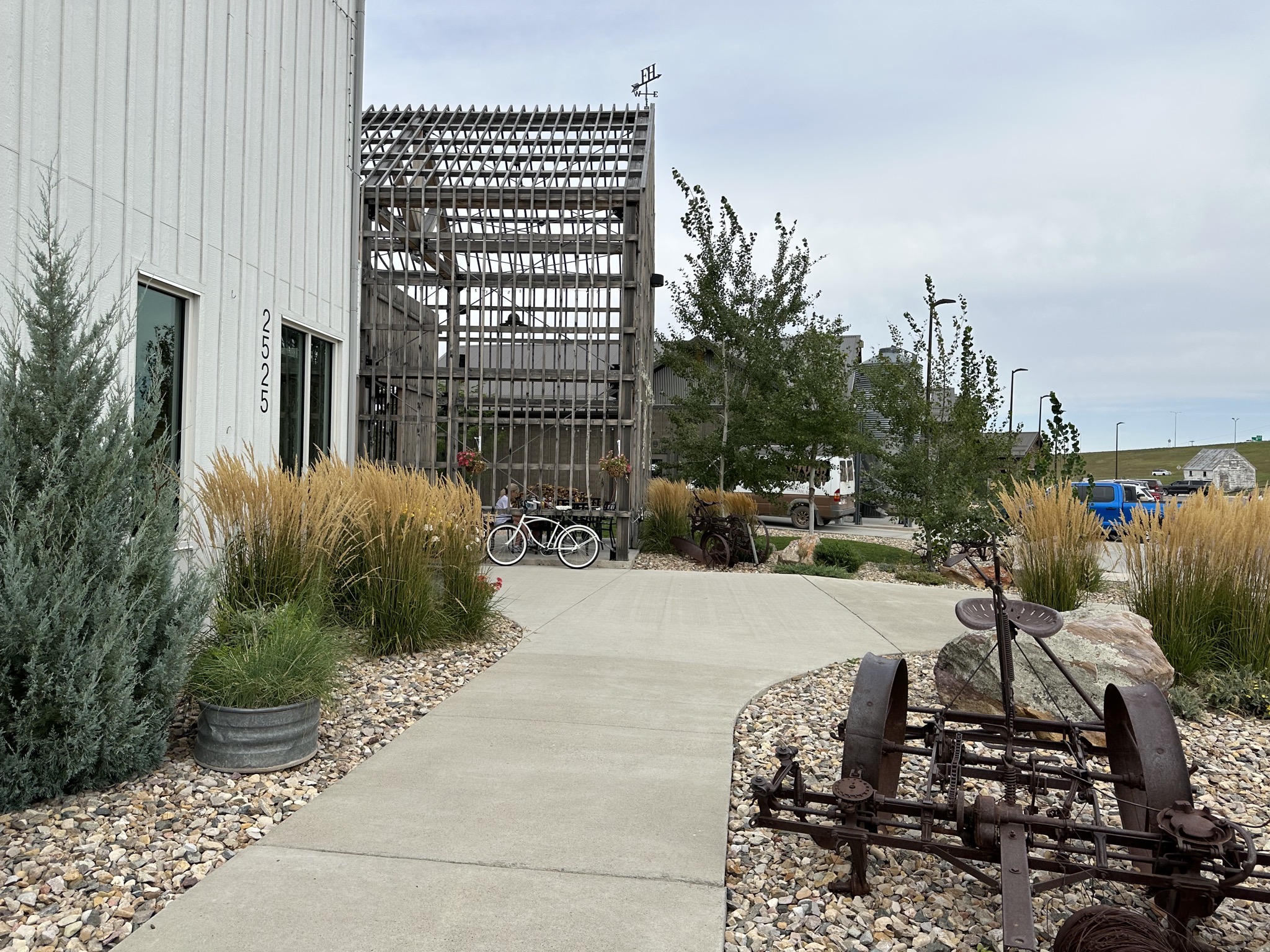 Farmhouse Bistro