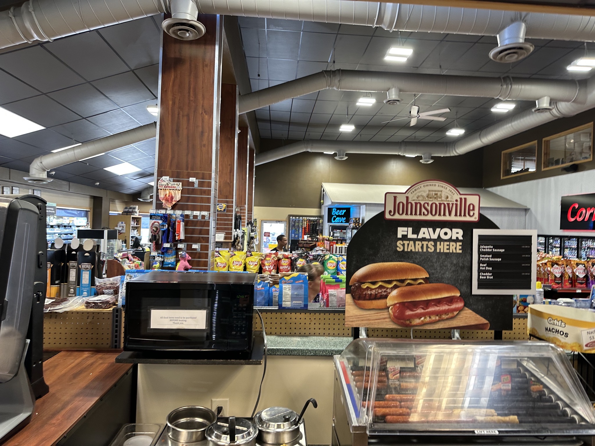 Travel center lunch stop