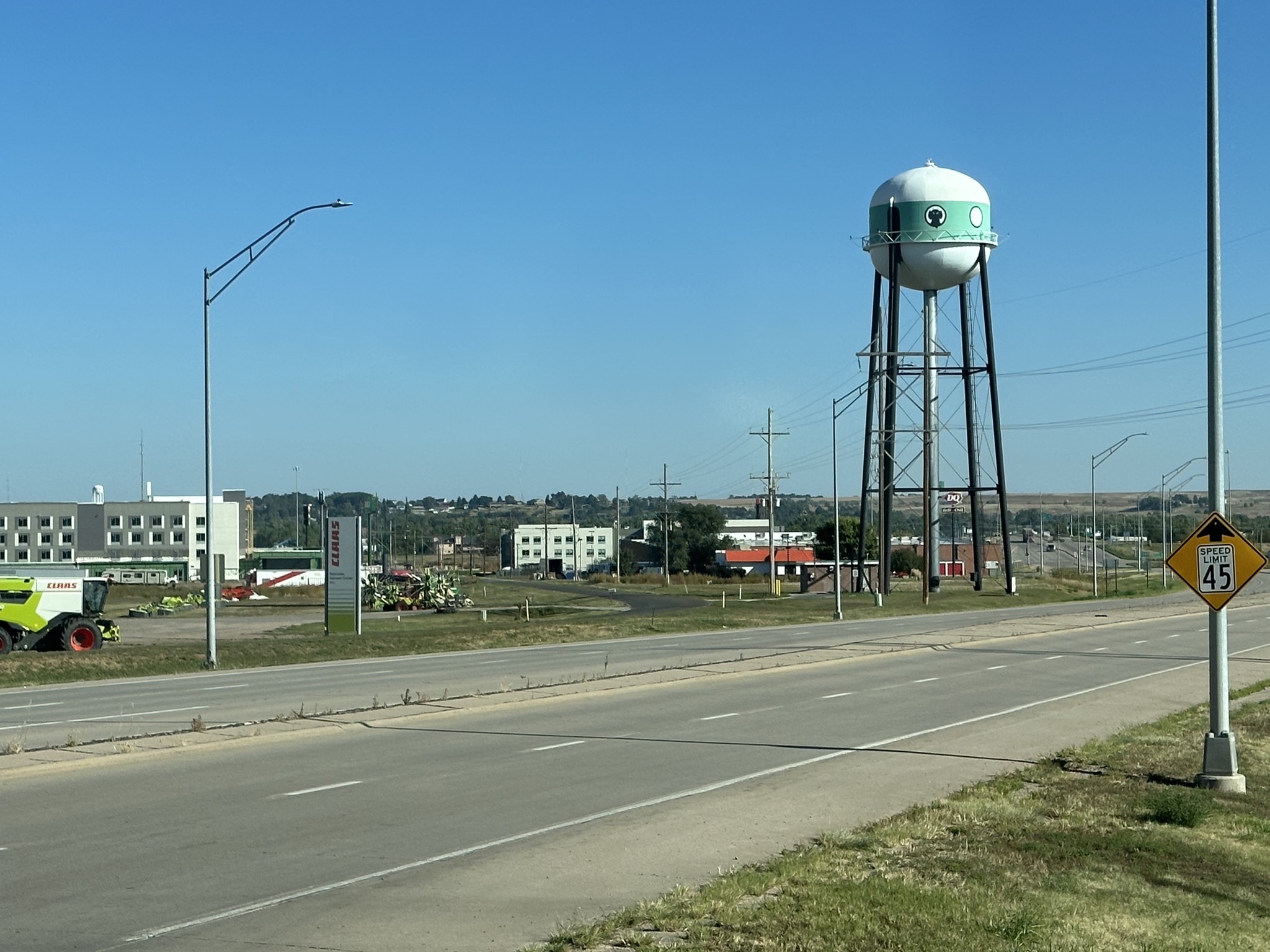 Spaceship water tower