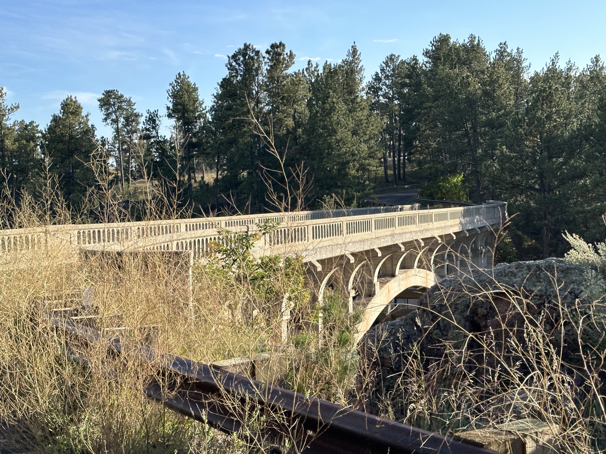 One-lane bridge