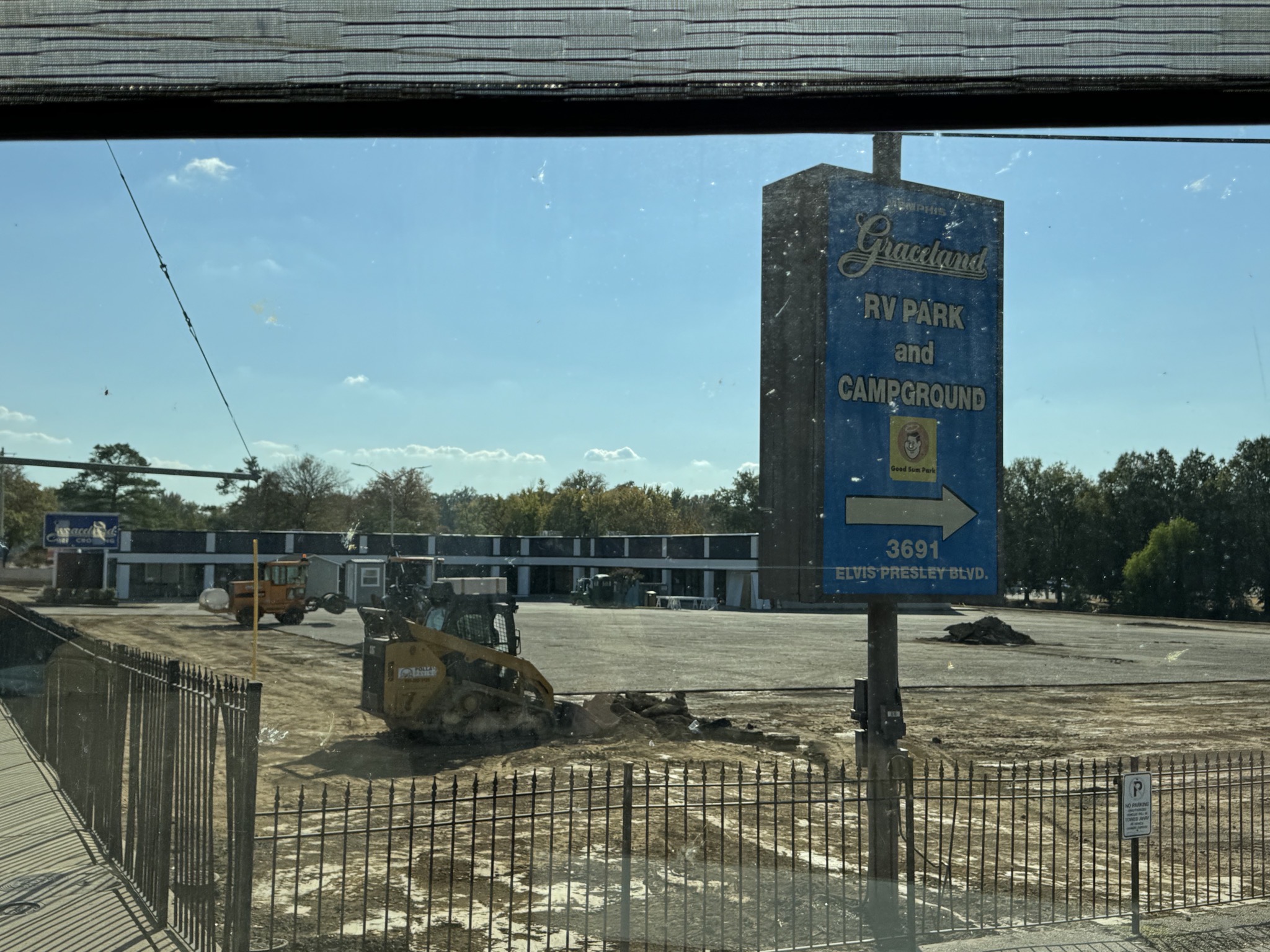 Graceland RV Park
